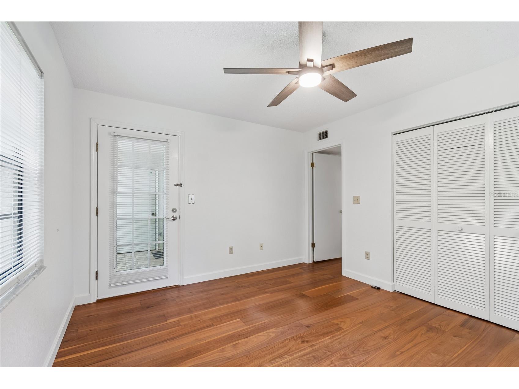 11800 Park Blvd #401 Seminole FL 33772 TB8524093 image30
