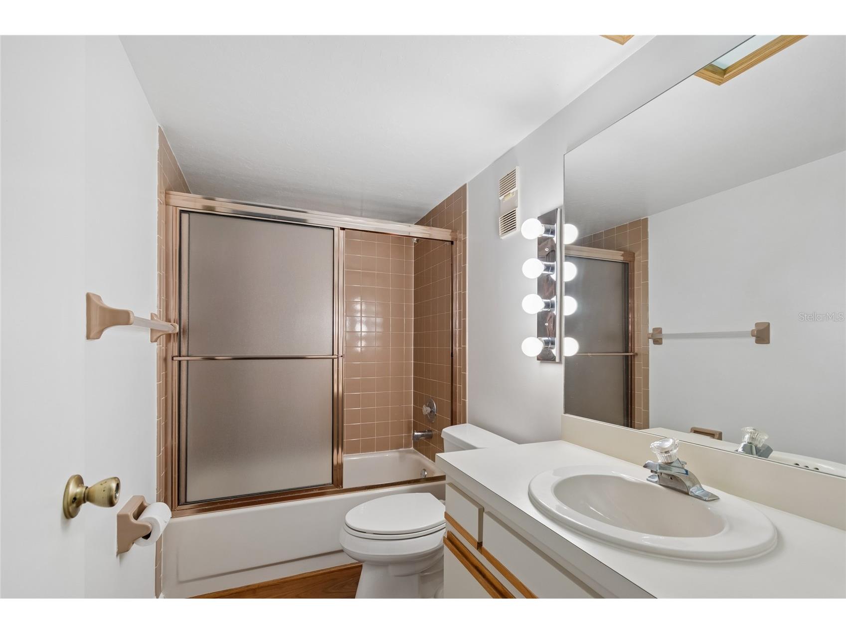 11800 Park Blvd #401 Seminole FL 33772 TB8524093 image36