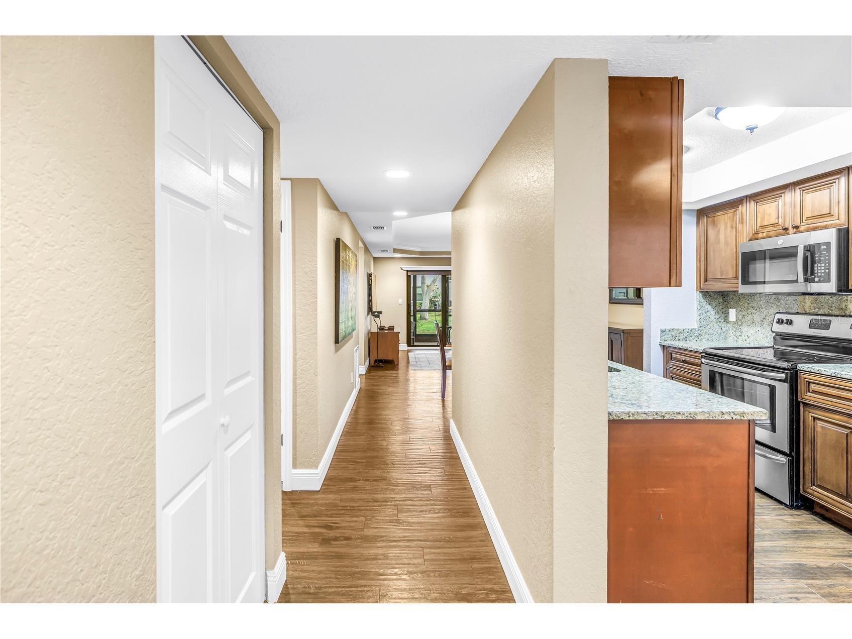 11800 Park Boulevard #104 Seminole FL 33772 TB8494907 image4