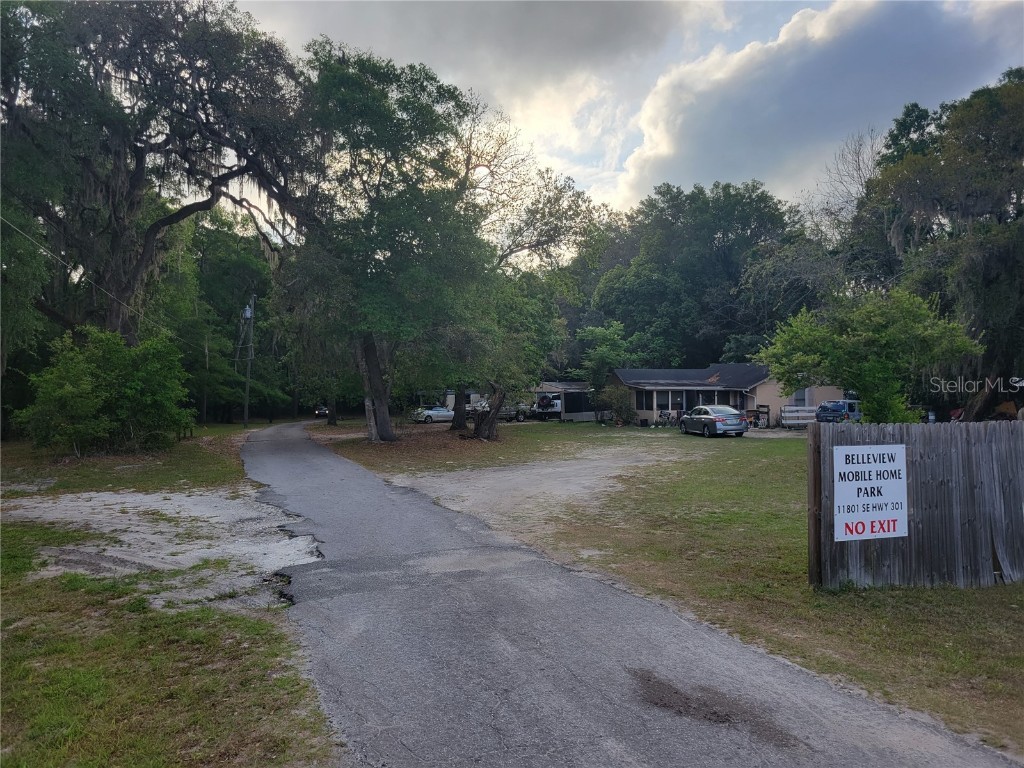 11801 S Us Hwy 301 All Units Belleview FL 34420 OM655530 image1