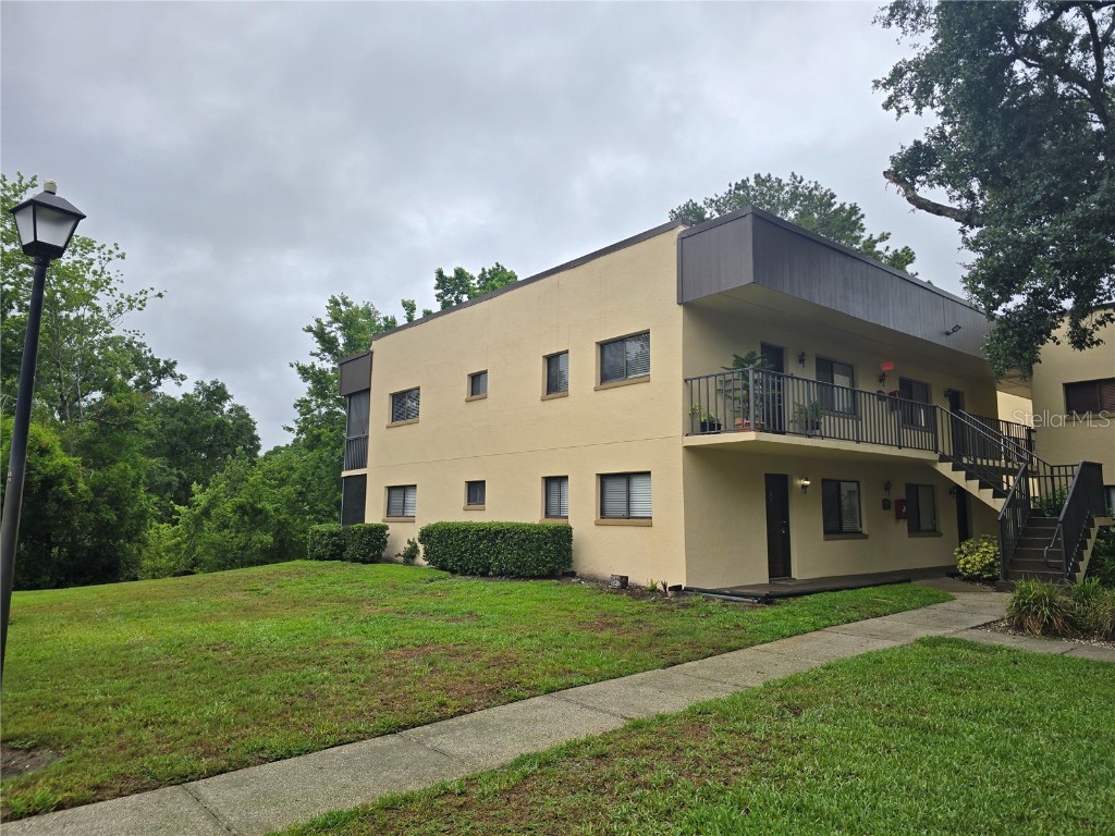 11802 Raintree Lake Lane #B Temple Terrace FL 33617 TB8385393 image1