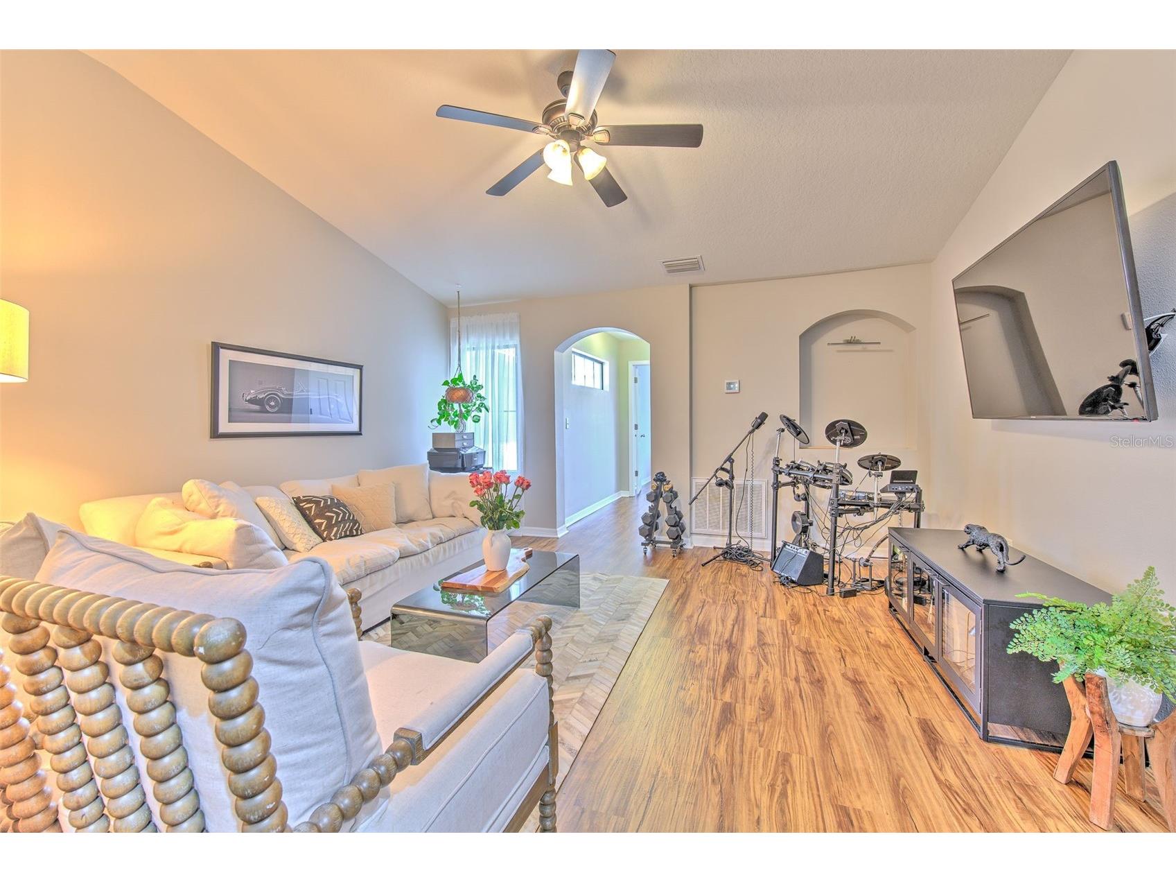 11808 13th Way N Saint Petersburg FL 33716 TB8497600 image23