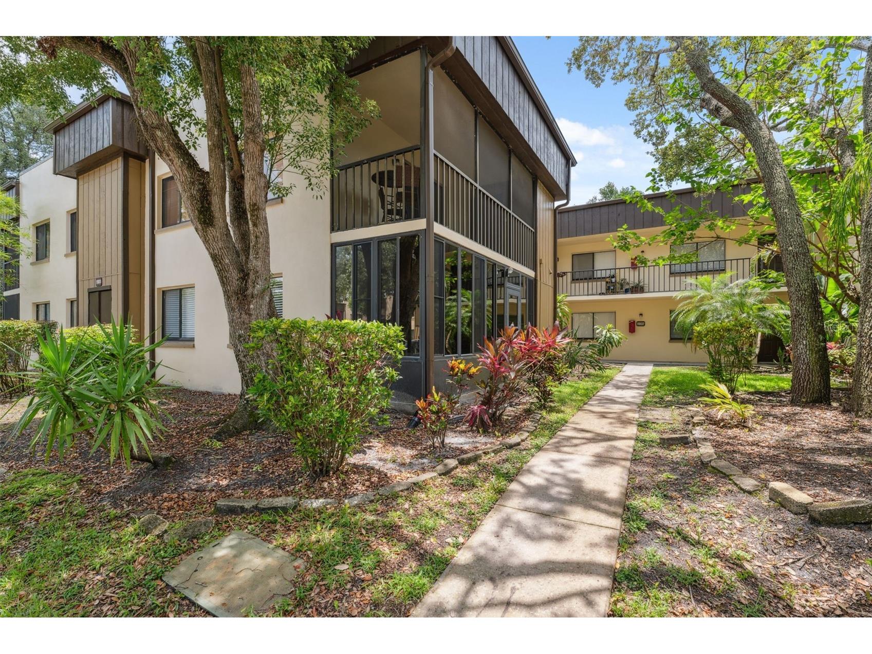 11809 Raintree Lake Lane #A Tampa FL 33617 TB8461716 image1