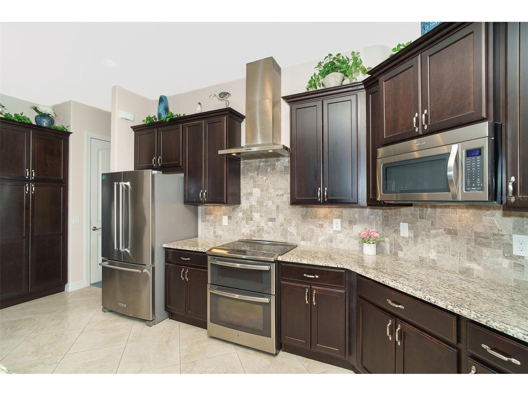 1181 Boundary Boulevard Rotonda West FL 33947 D6147448 image16