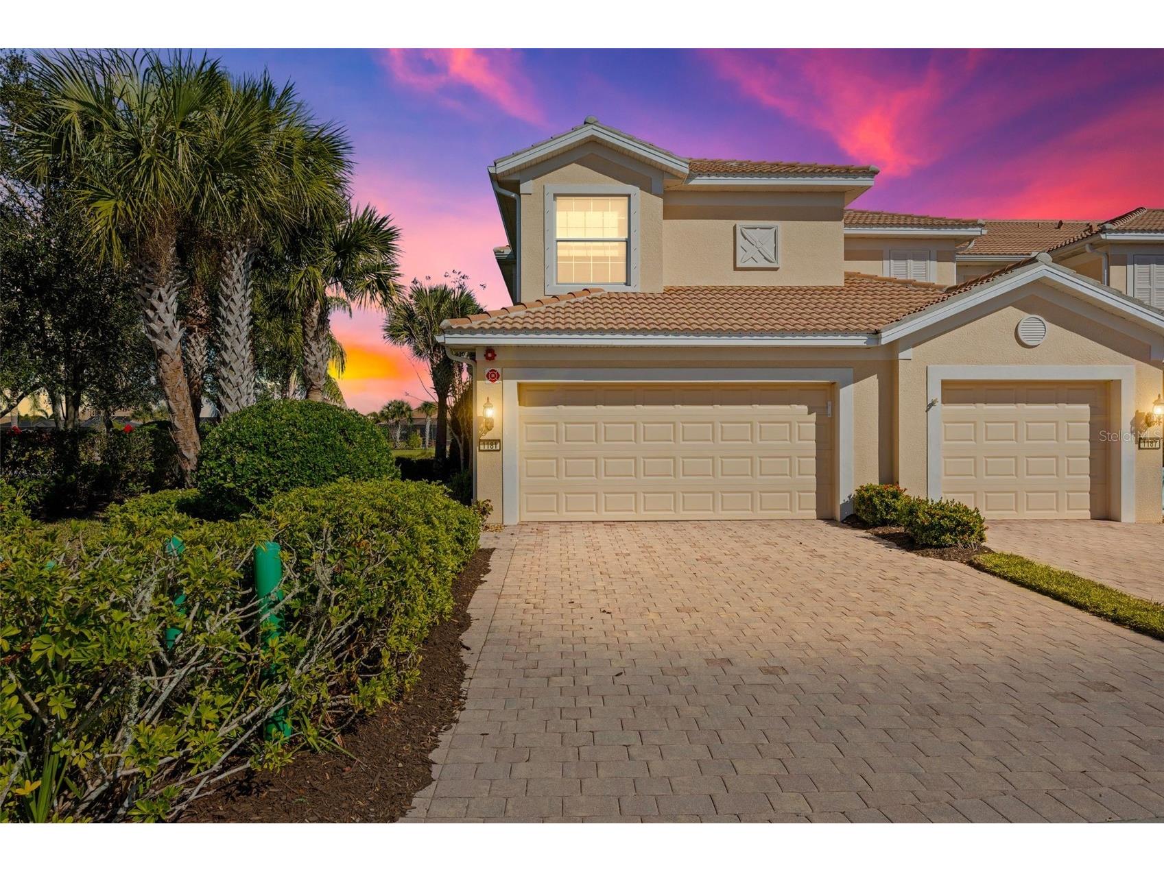 1181 Burgos Drive #406 Sarasota FL 34238 A4680690 image1