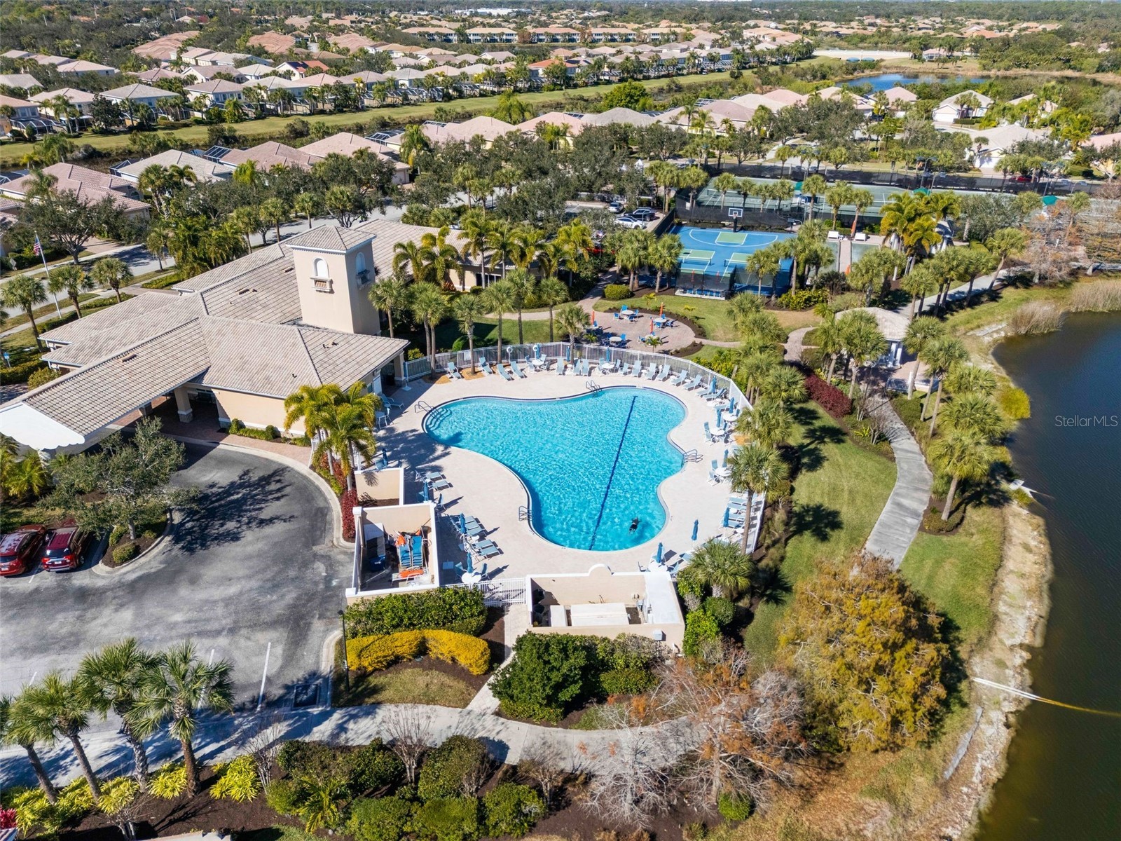 1181 Burgos Drive #406 Sarasota FL 34238 A4680690 image52