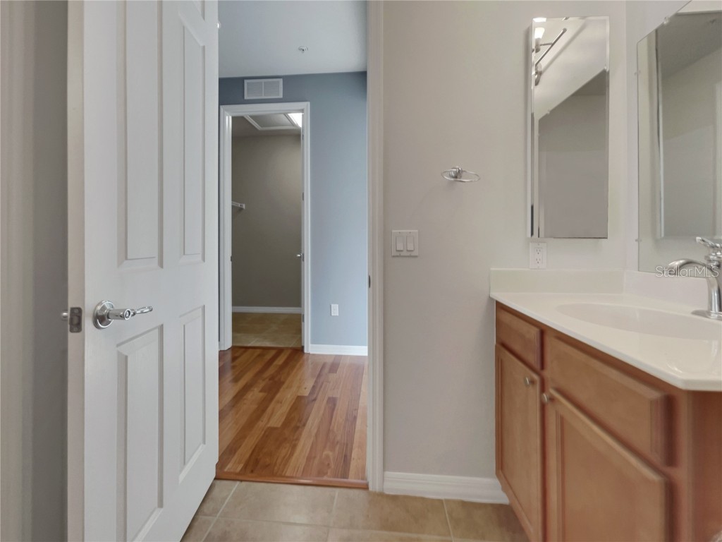 1181 Burgos Drive #406 Sarasota FL 34238 O6292598 image11