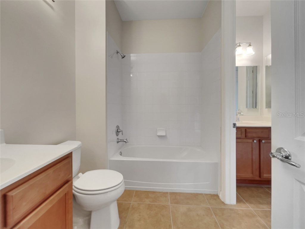 1181 Burgos Drive #406 Sarasota FL 34238 O6292598 image12