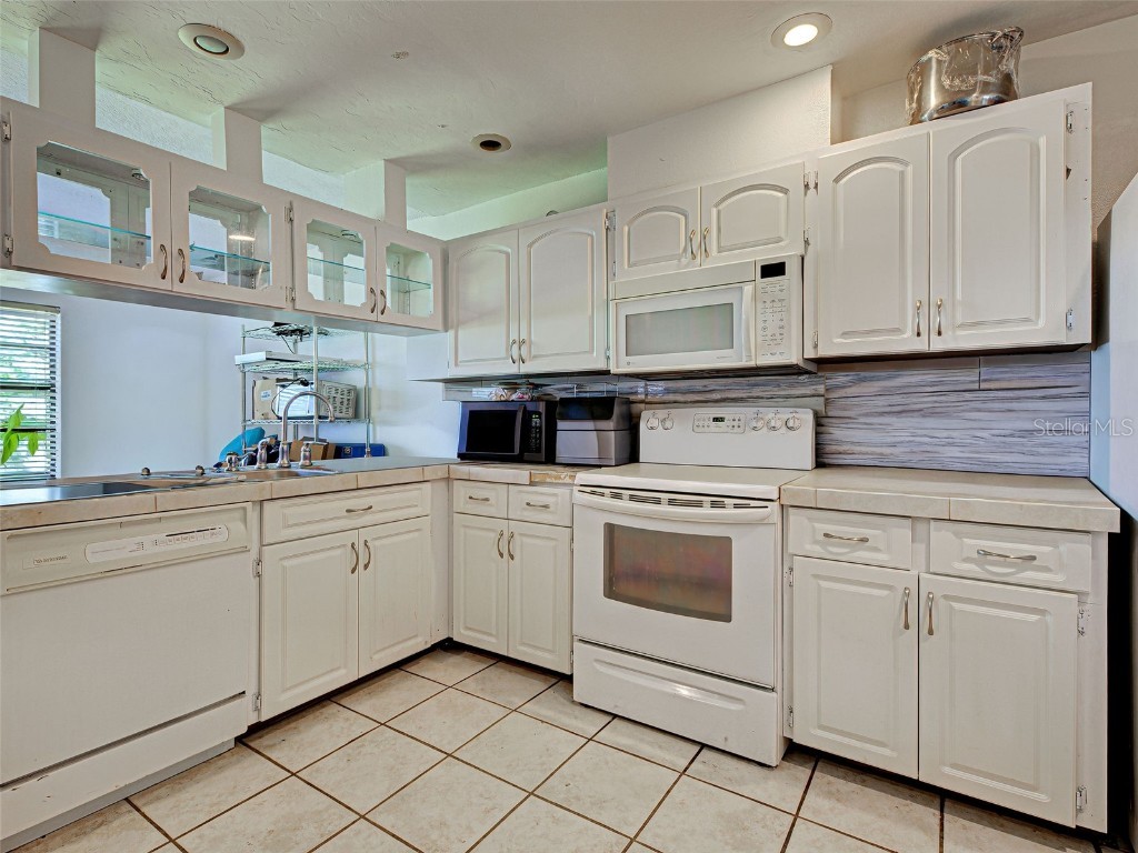 1181 Seacrest Drive NW Port Charlotte FL 33948 N6140445 image22