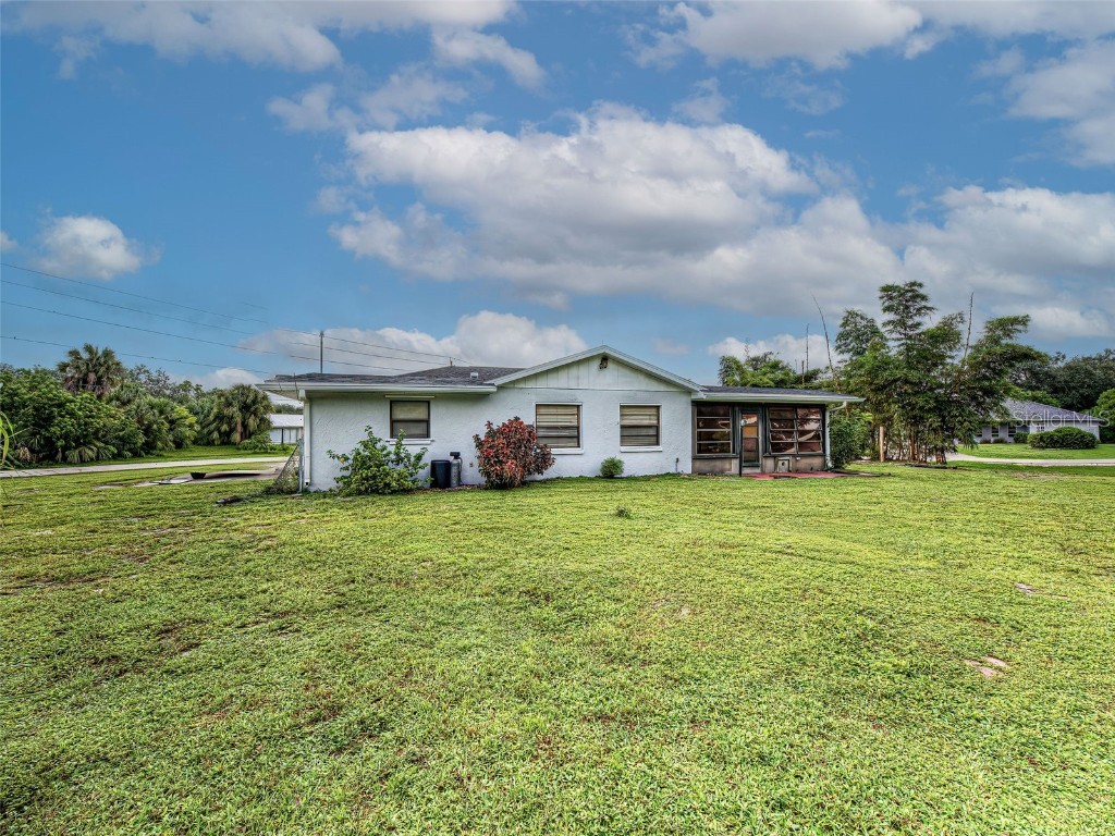 1181 Seacrest Drive NW Port Charlotte FL 33948 N6140445 image8