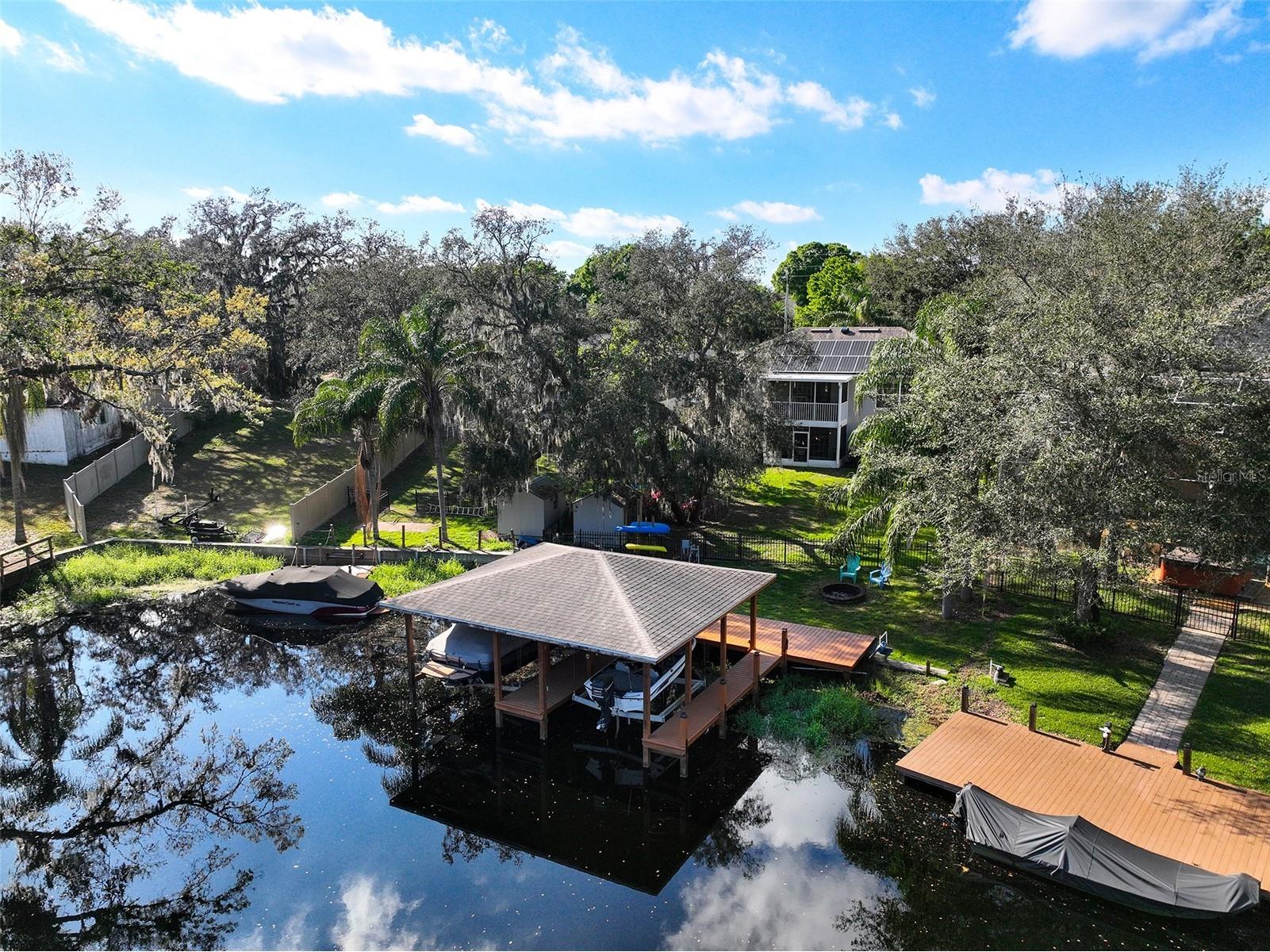 11812 Lakeshore Drive Clermont FL 34711 - LAKE SUSAN CANAL S5138243 image1