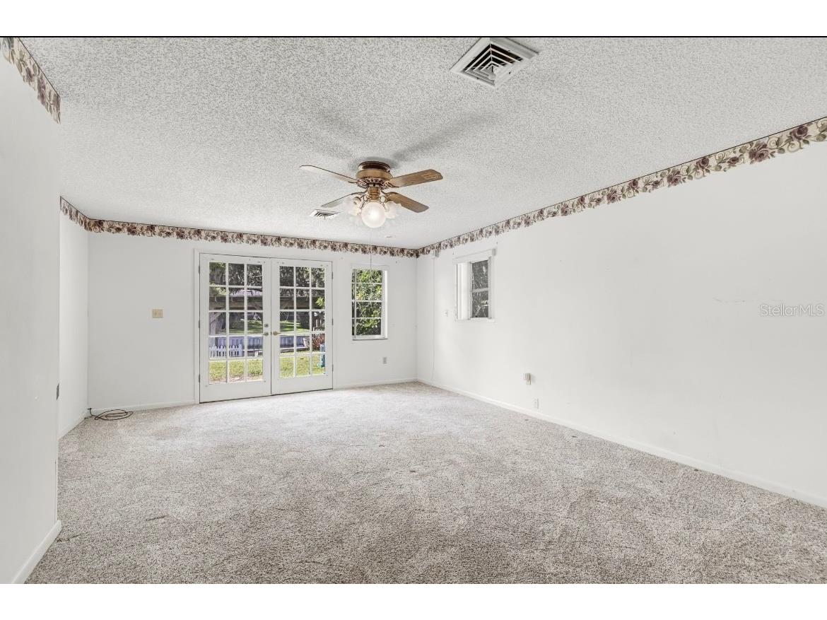 11812 Watts Court Tavares FL 32778 - LAKE HARRIS AND LAKE EUSTICE G5097737 image12