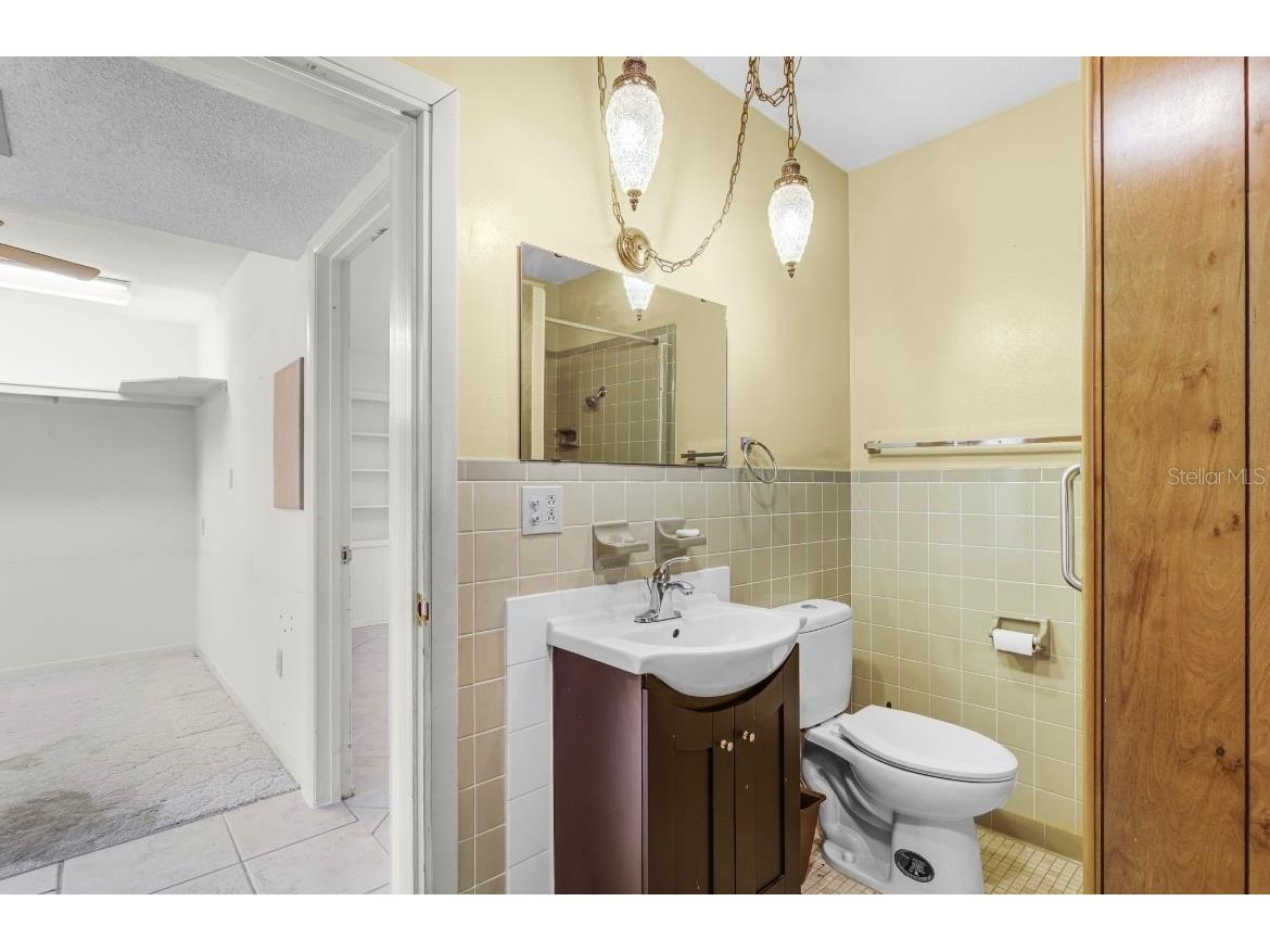 11812 Watts Court Tavares FL 32778 - LAKE HARRIS AND LAKE EUSTICE G5097737 image19