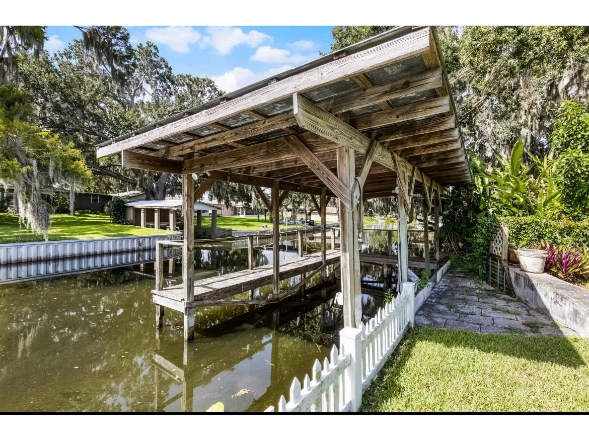 11812 Watts Court Tavares FL 32778 - LAKE HARRIS AND LAKE EUSTICE G5097737 image32
