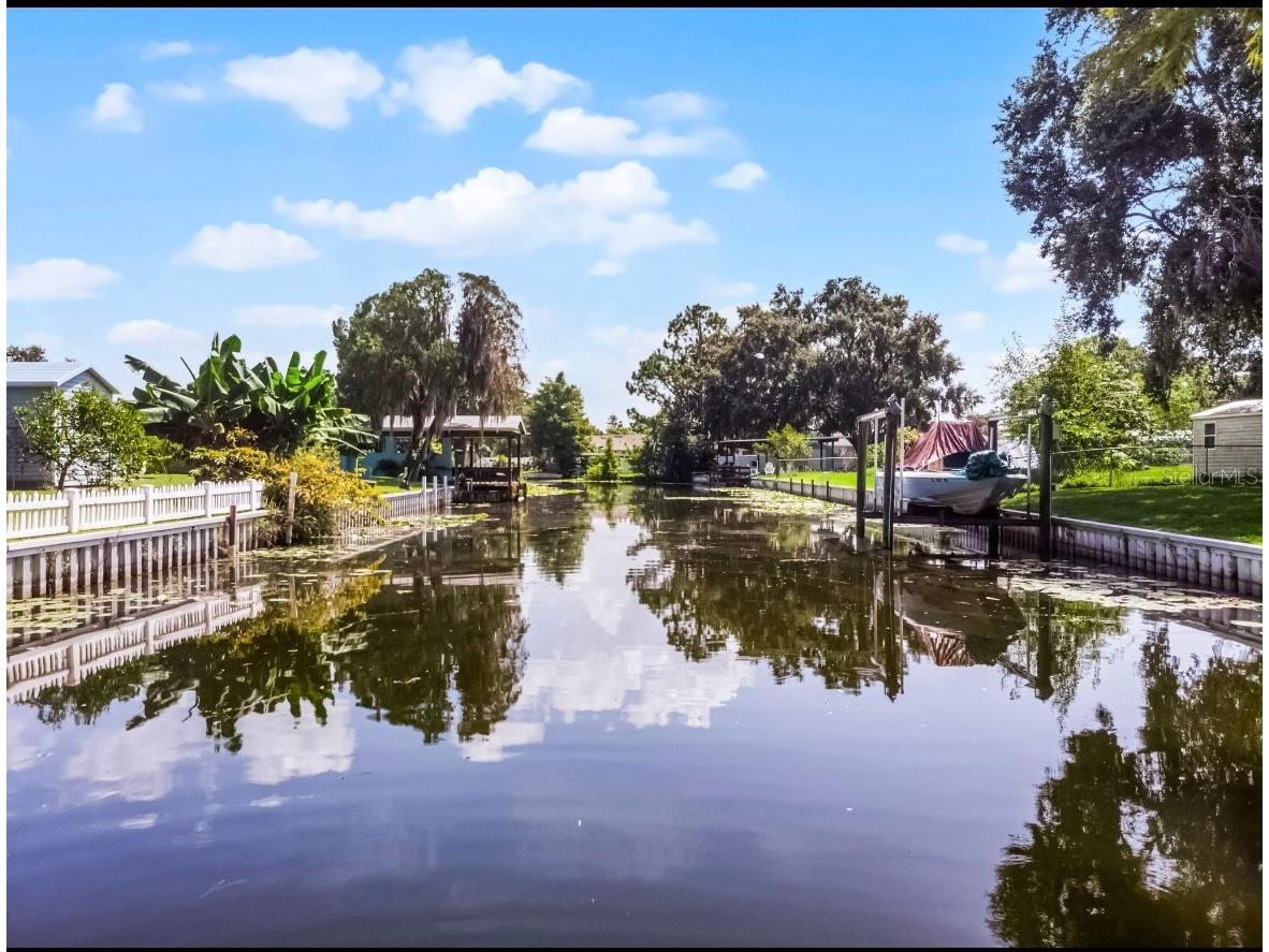 11812 Watts Court Tavares FL 32778 - LAKE HARRIS AND LAKE EUSTICE G5097737 image36