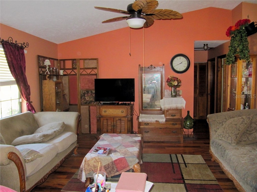 11815 SE 84th Avenue Belleview FL 34420 OM712719 image11