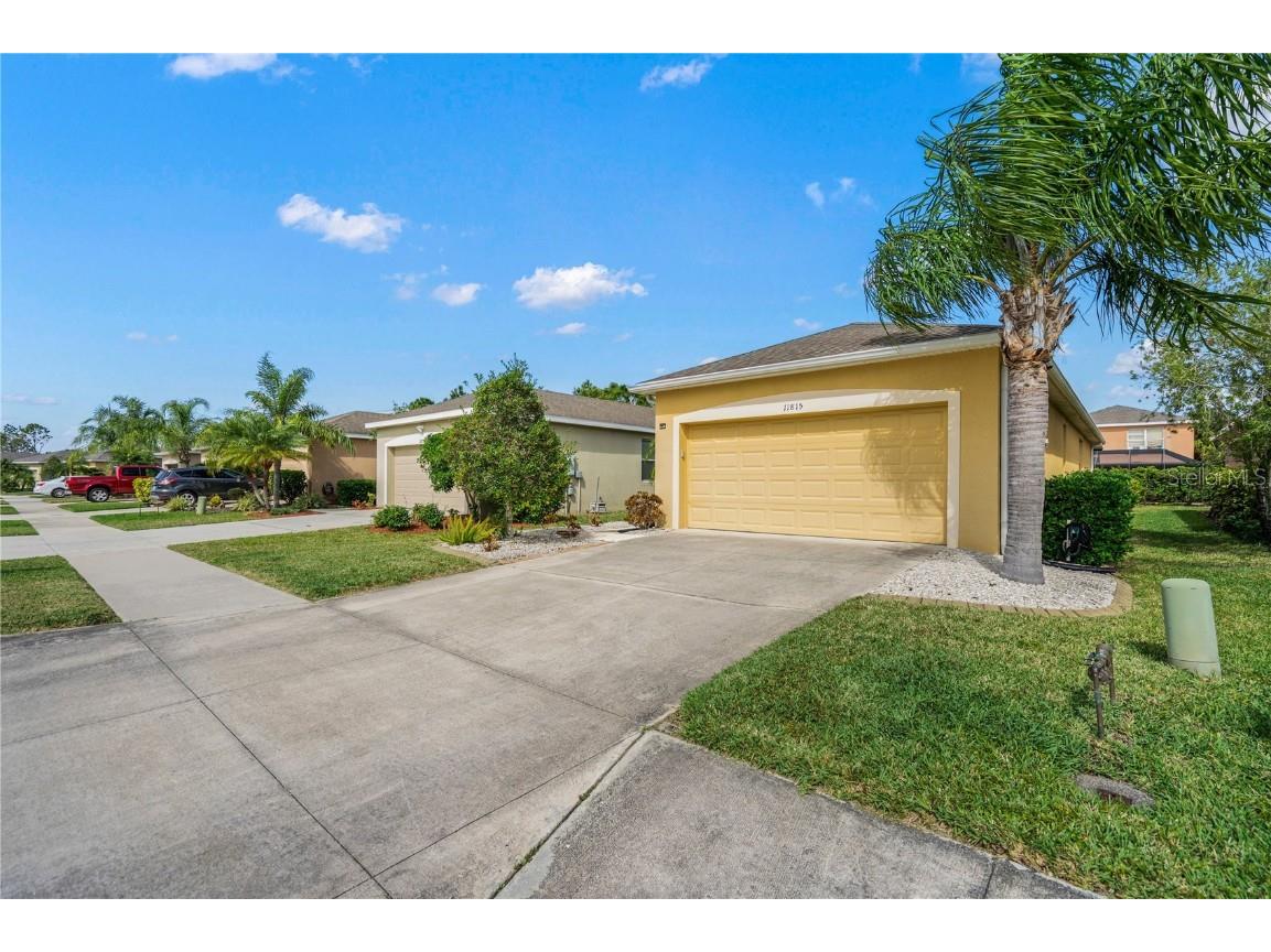 11815 Tempest Harbor Loop Venice FL 34292 N6131252 image4