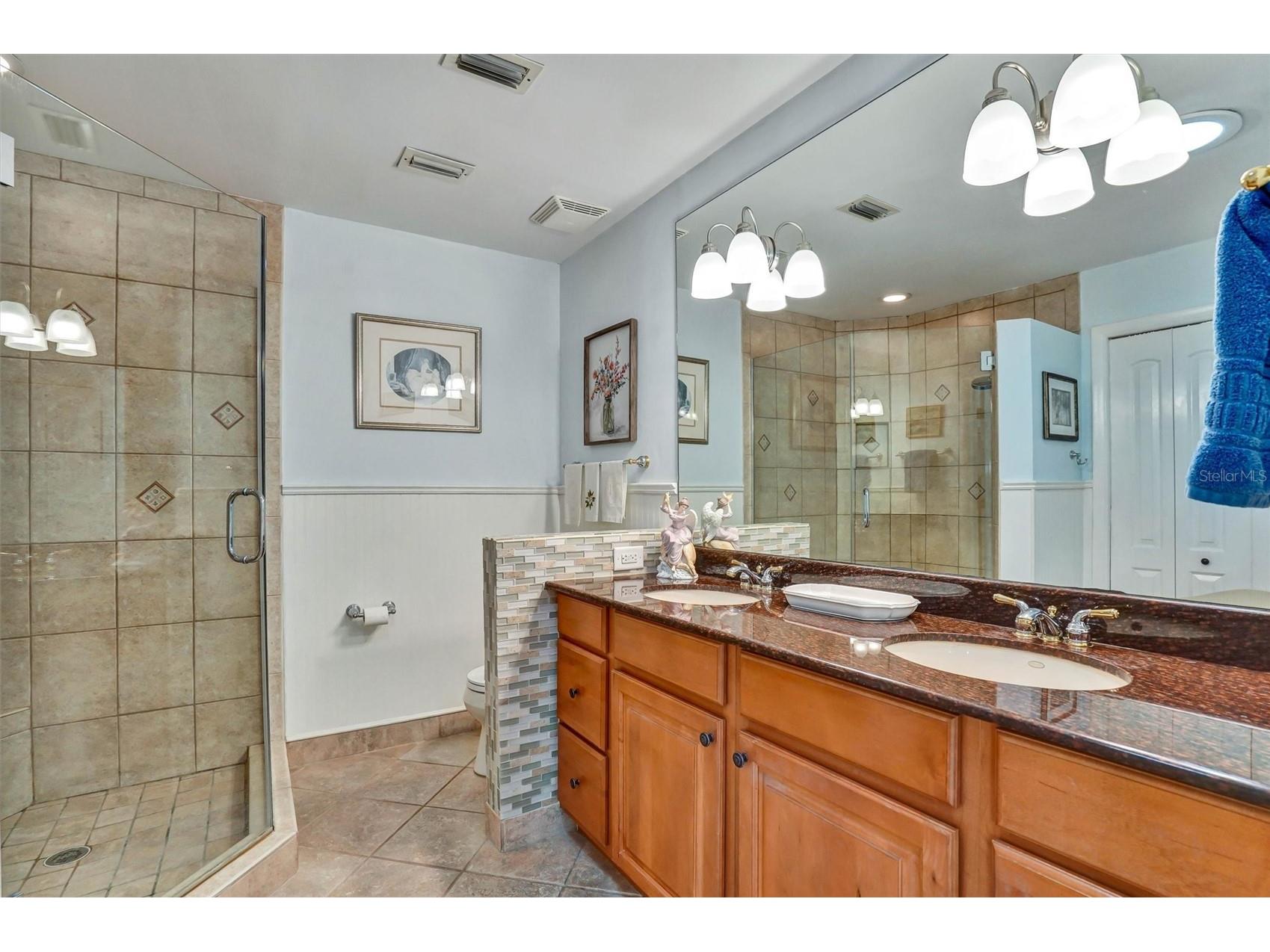 11816 Lipsey Road Tampa FL 33618 TB8511972 image33