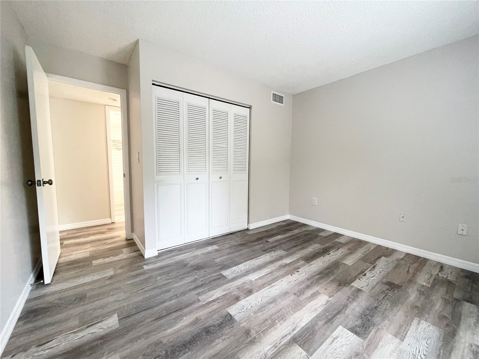 1182 Pine Ridge Circle W #C-2 Tarpon Springs FL 34688 W7886265 image15