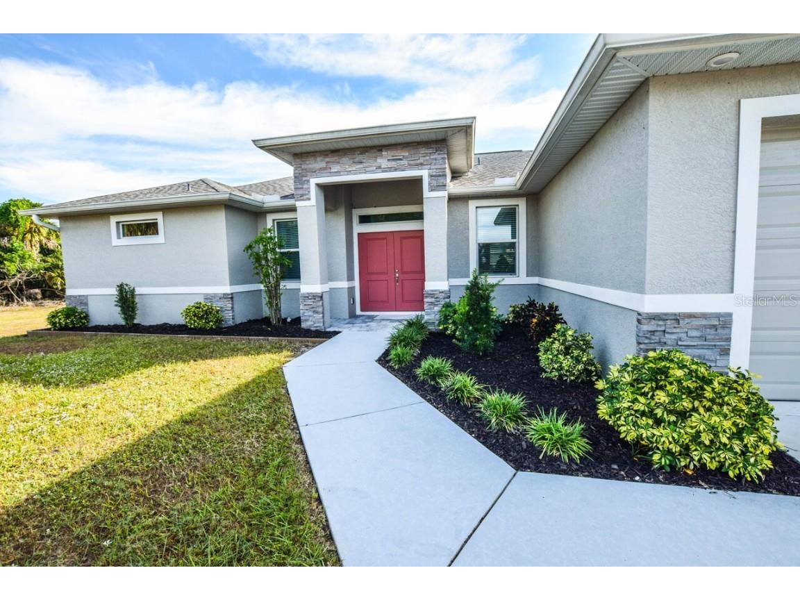 1182 Yorkshire Street Port Charlotte FL 33952 - MORNINGSTAR WATERWAY C7518114 image3
