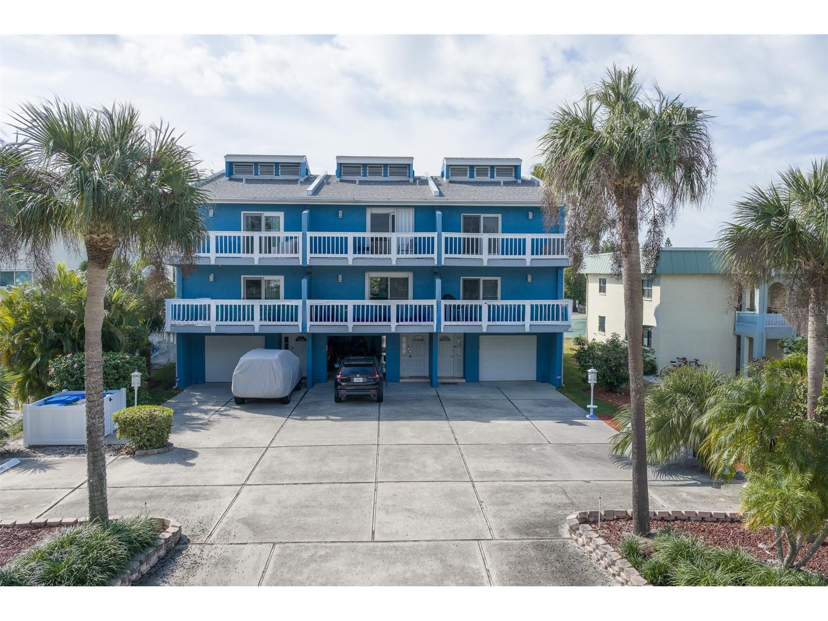 11820 Capri Circle S Treasure Island FL 33706 TB8464184 image1