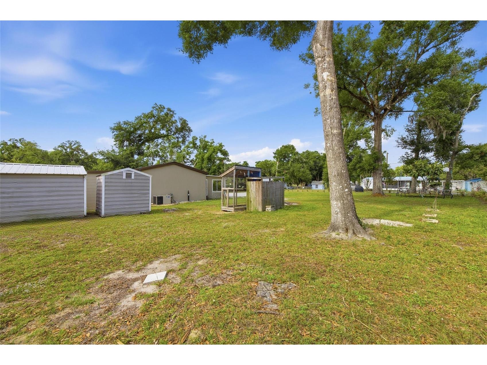 11821 Grovewood Avenue Thonotosassa FL 33592 TB8505516 image32