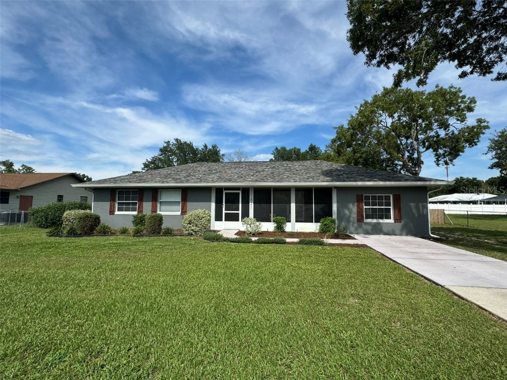 11821 SE 84th Avenue Belleview FL 34420 OM680385 image1