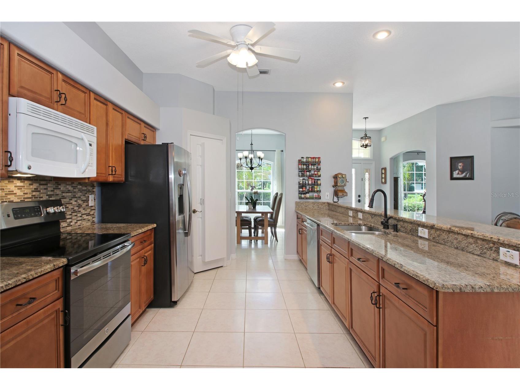 11825 Overlook Drive Clermont FL 34711 - LAKE MINNEHAHA O6405660 image3