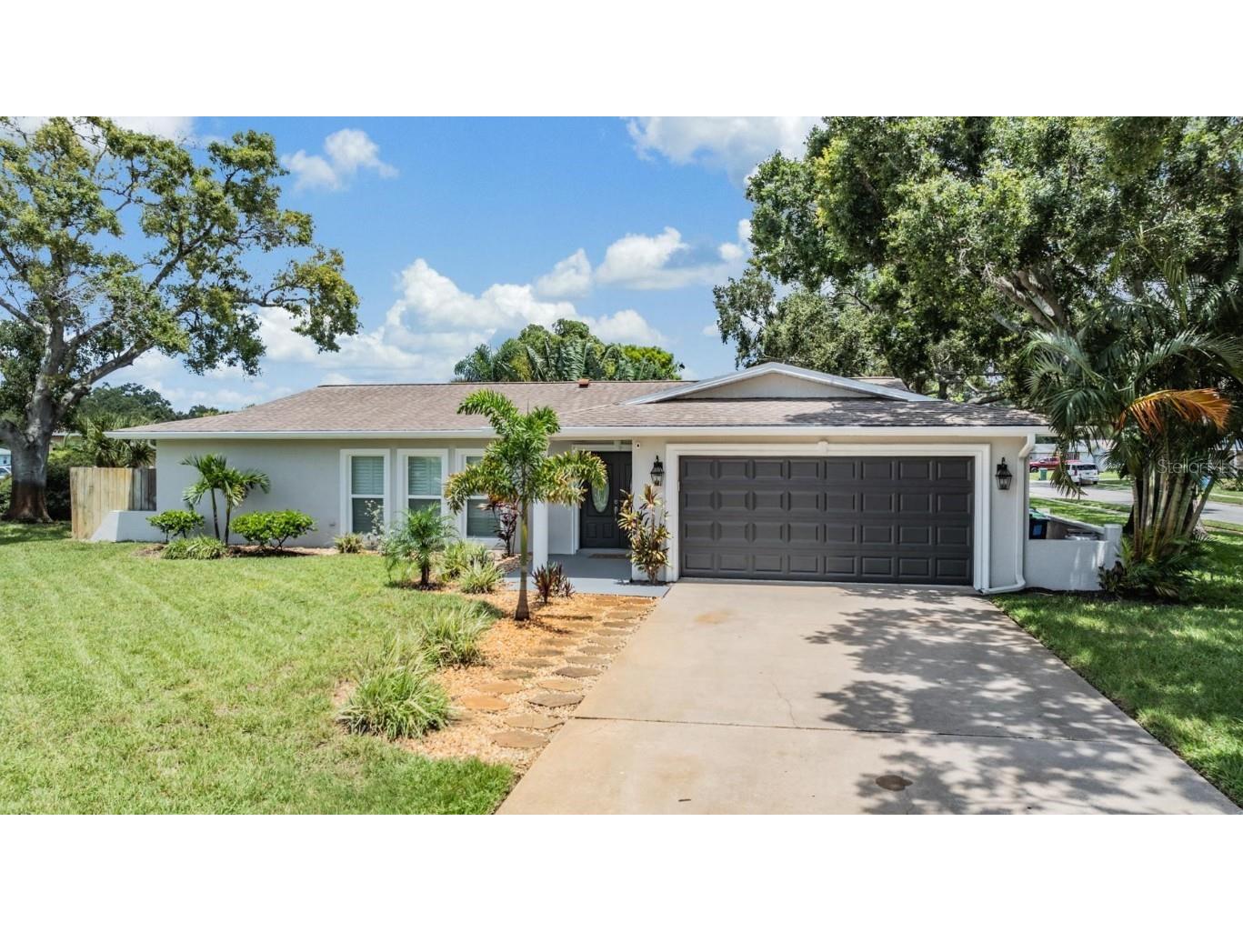 11829 93rd Way N Largo FL 33773 U8253453 image1