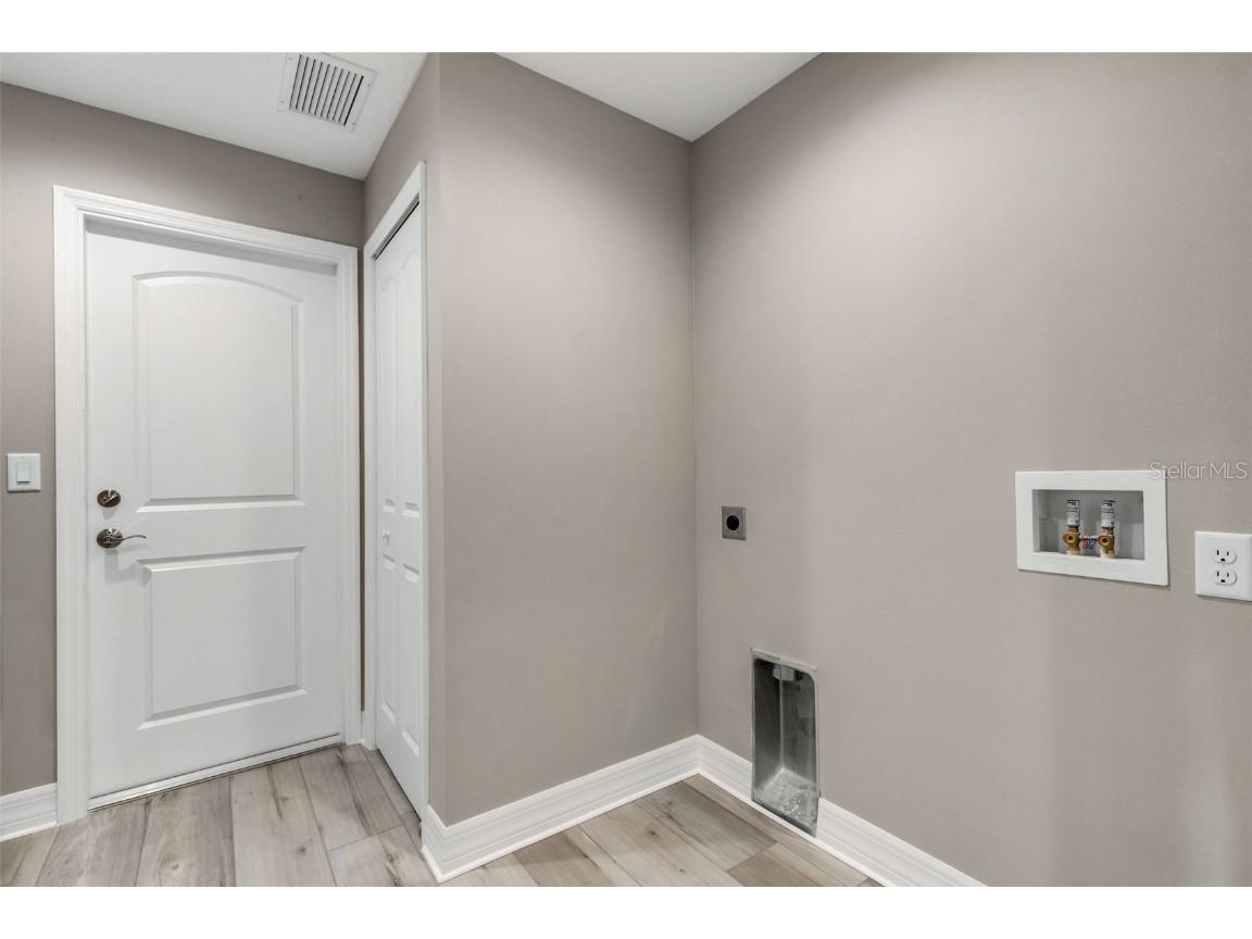 1183 Cedar Avenue Englewood FL 34223 A4673422 image35