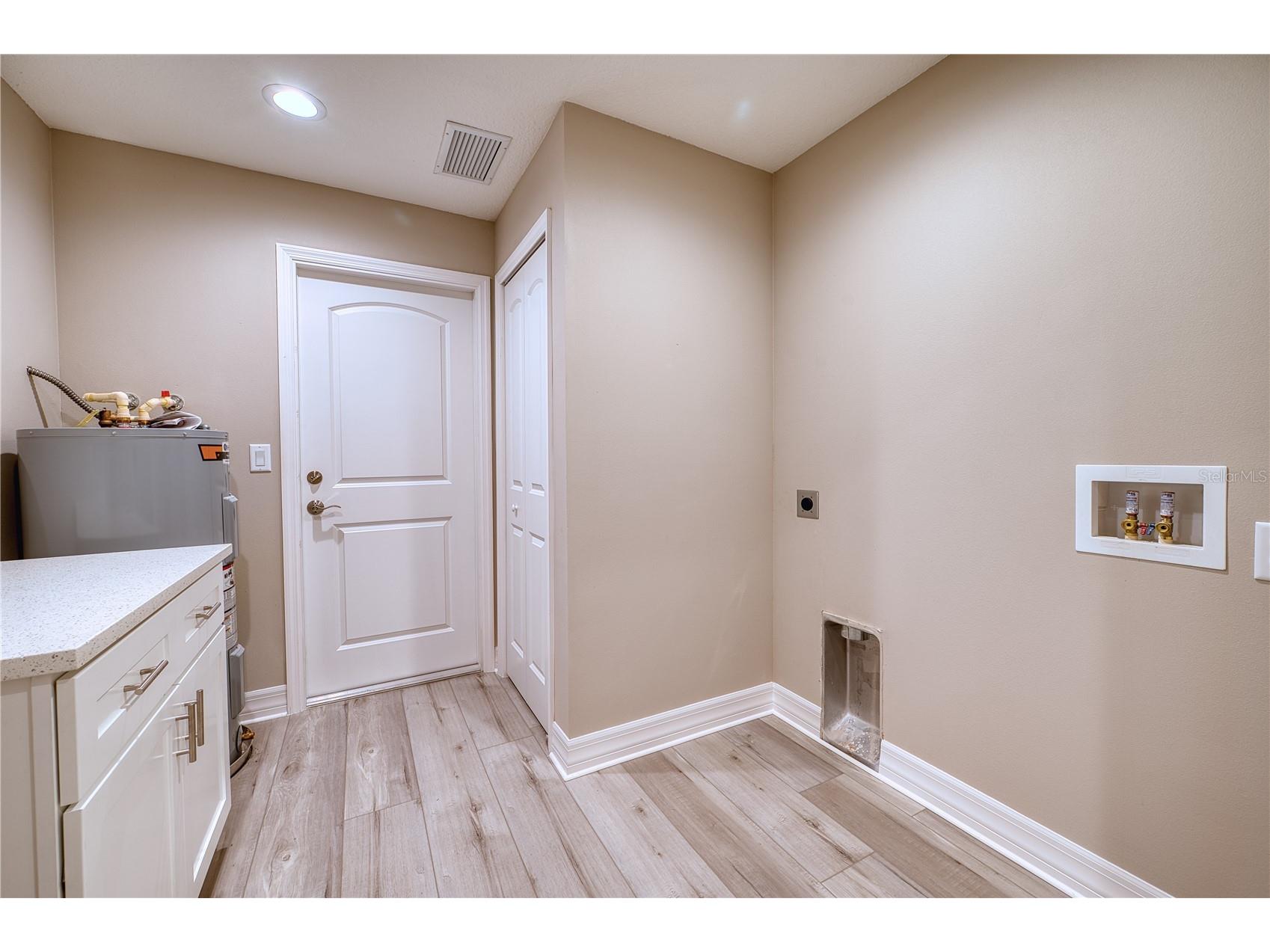 1183 Cedar Avenue Englewood FL 34223 A4699704 image28