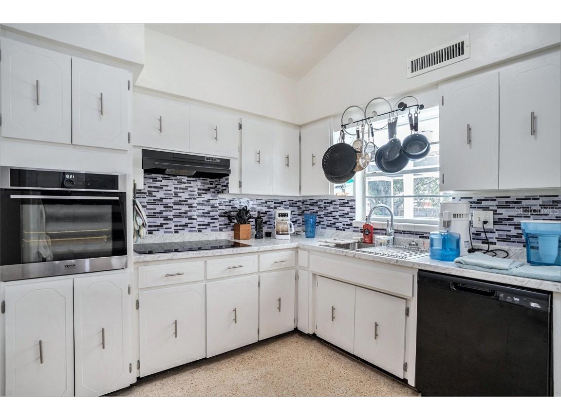 11830 86th Avenue Seminole FL 33772 TB8405055 image3