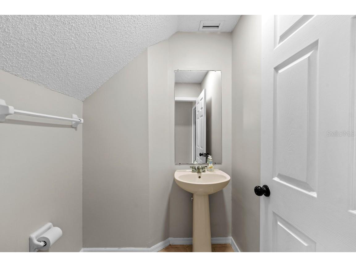 11834 Lark Song Loop Riverview FL 33579 TB8427936 image16