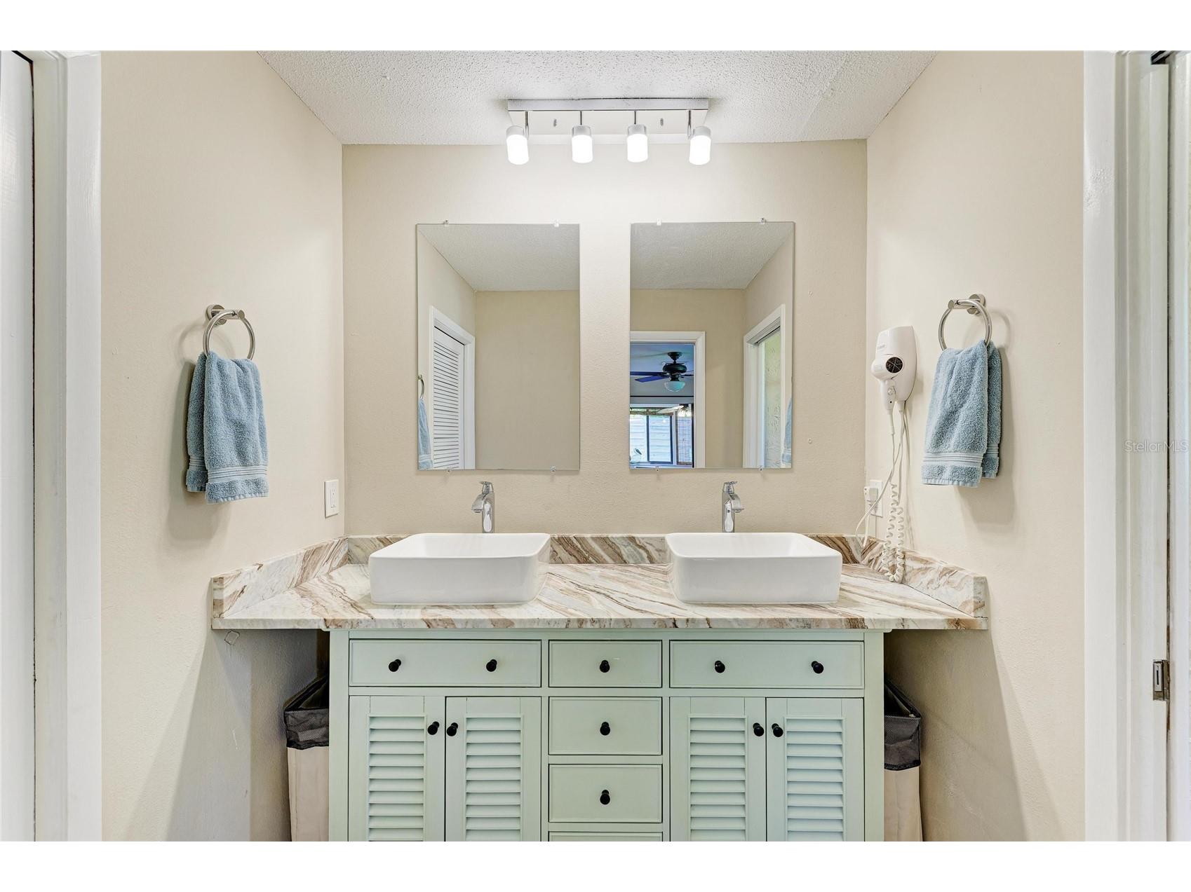 1184 Kenisco Road Venice FL 34293 A4691904 image23