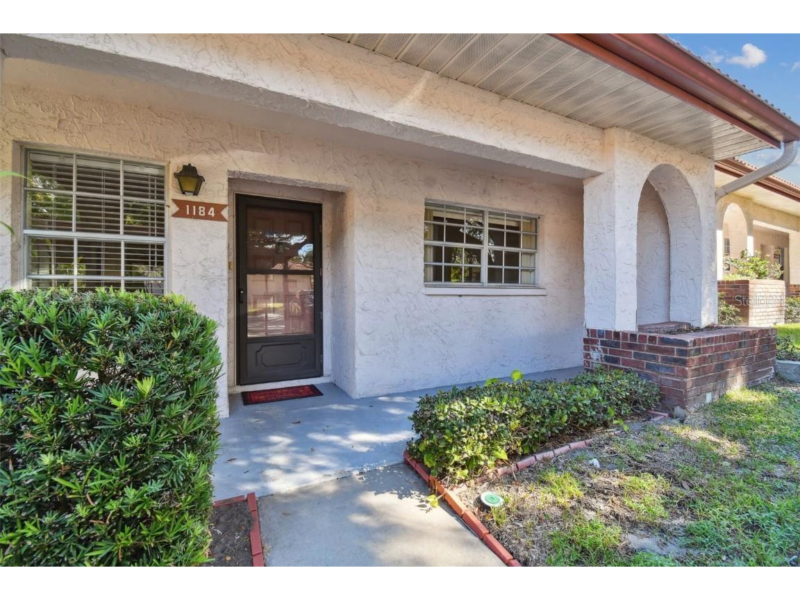 1184 Montrose Place Dunedin FL 34698 U8174479 image1