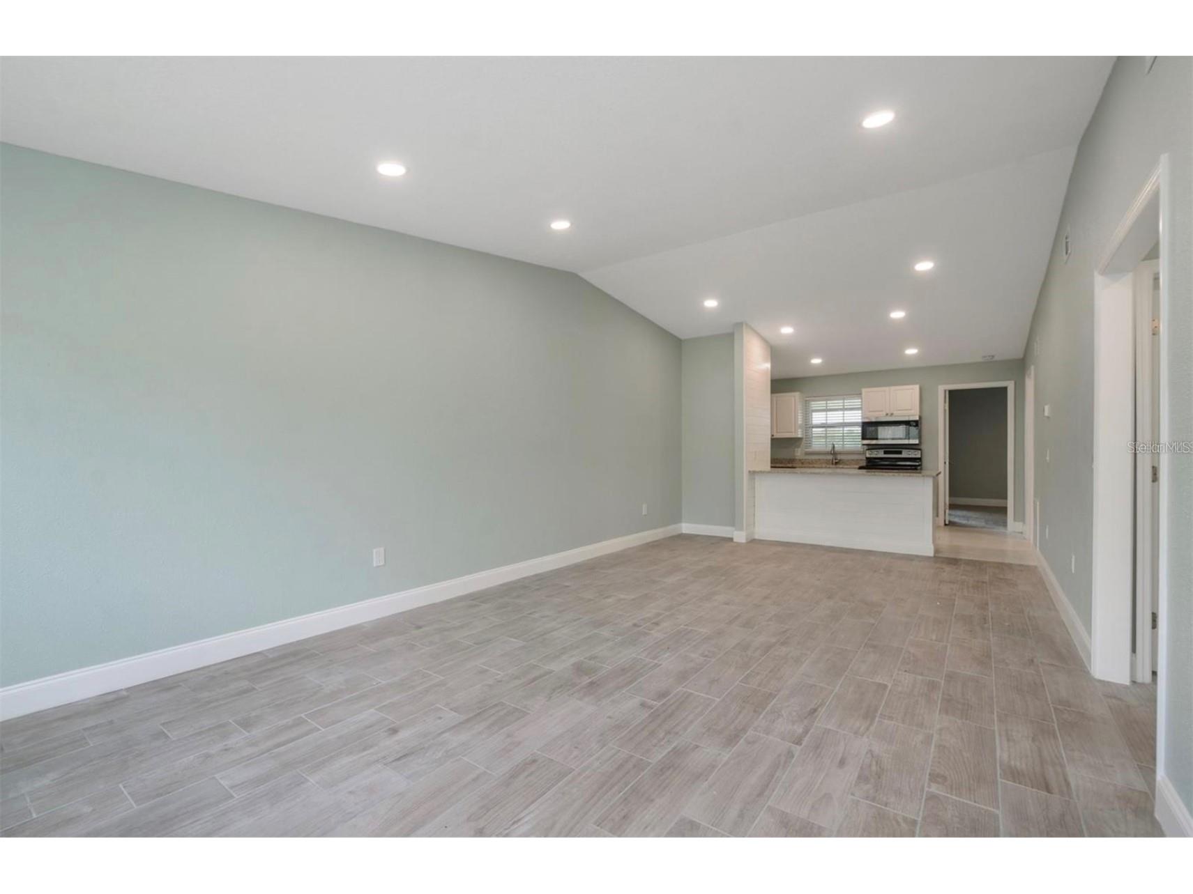 1184 Woodman Way Orlando FL 32818 O6414854 image3