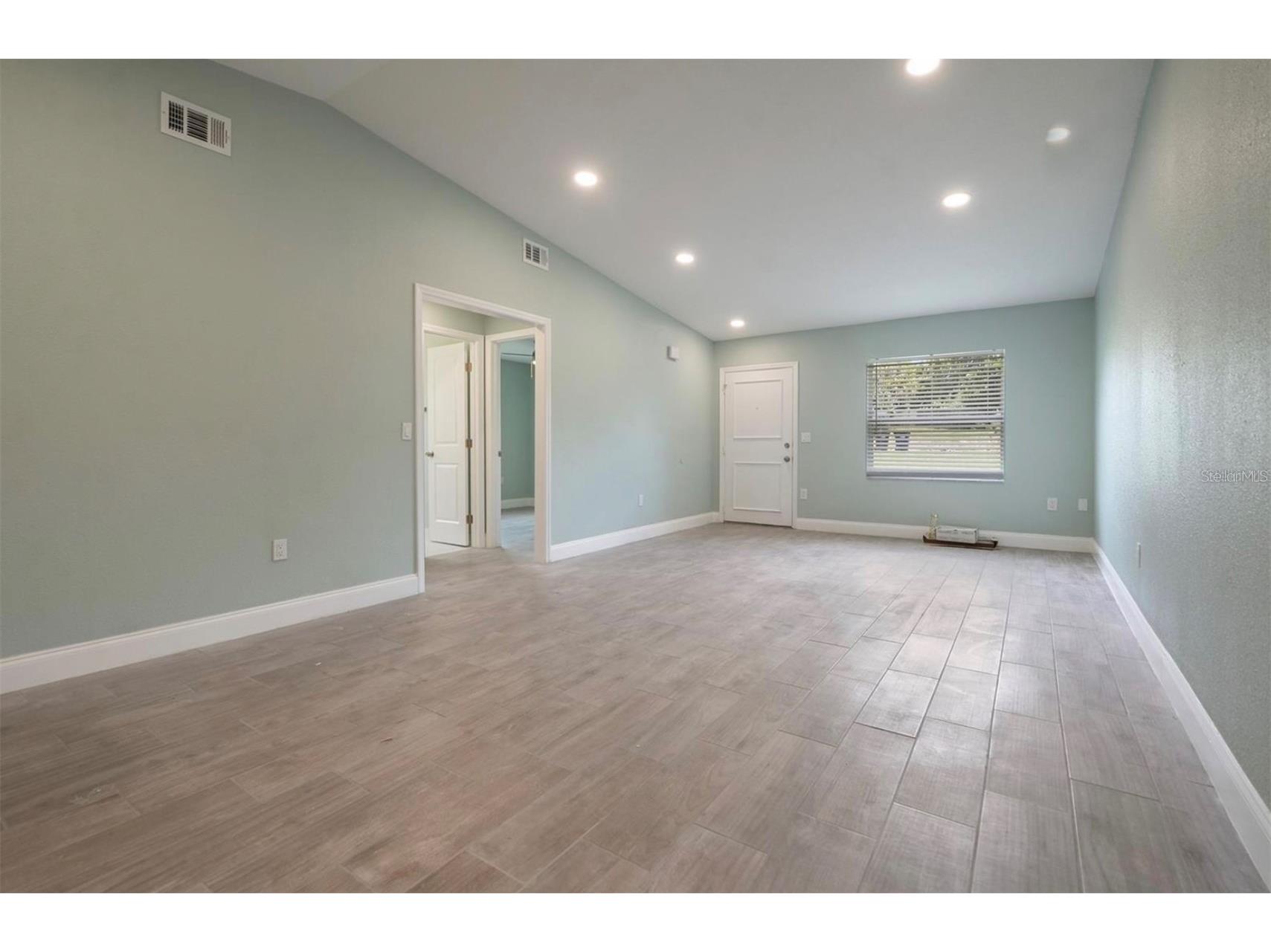 1184 Woodman Way Orlando FL 32818 O6414854 image4