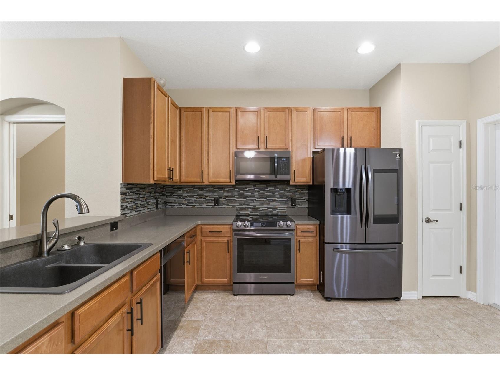 11840 13th Way N Saint Petersburg FL 33716 TB8475261 image7