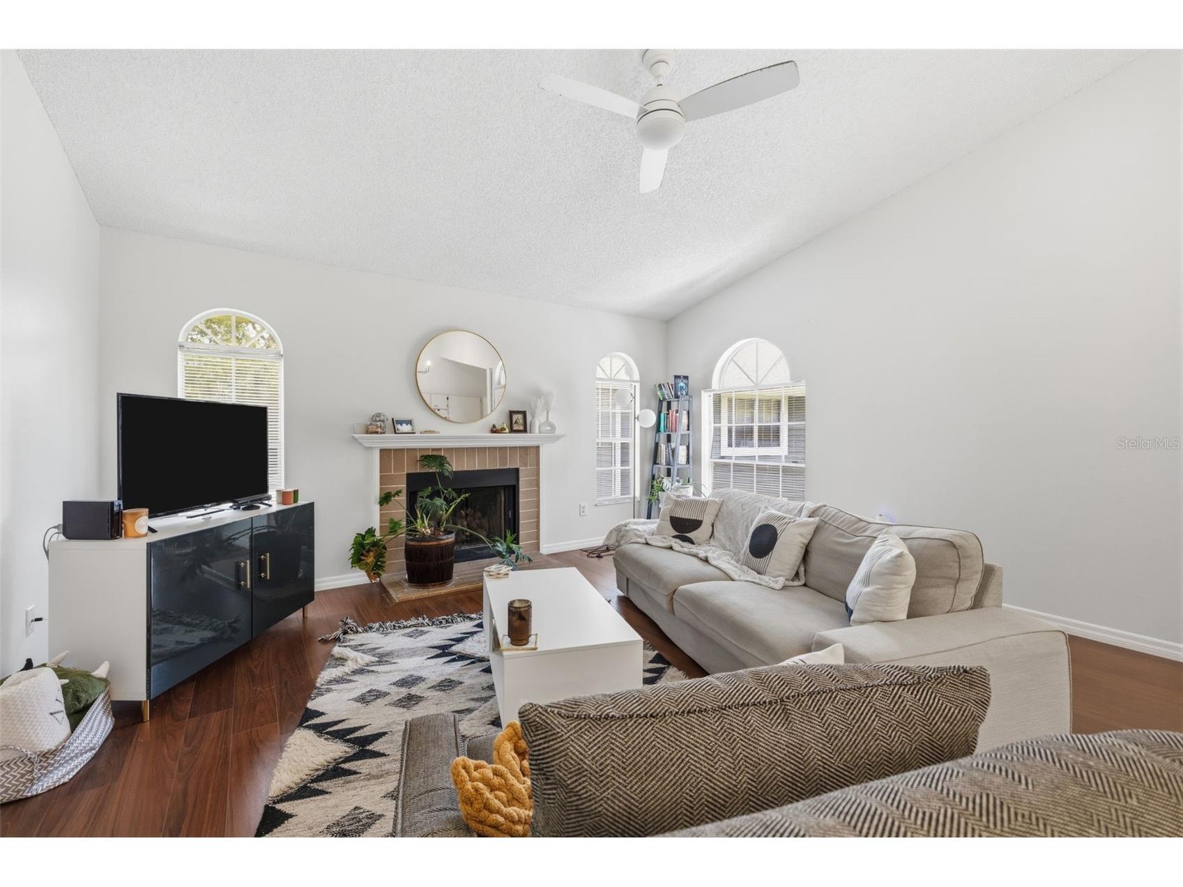11844 Skylake Place Tampa FL 33617 TB8519481 image5