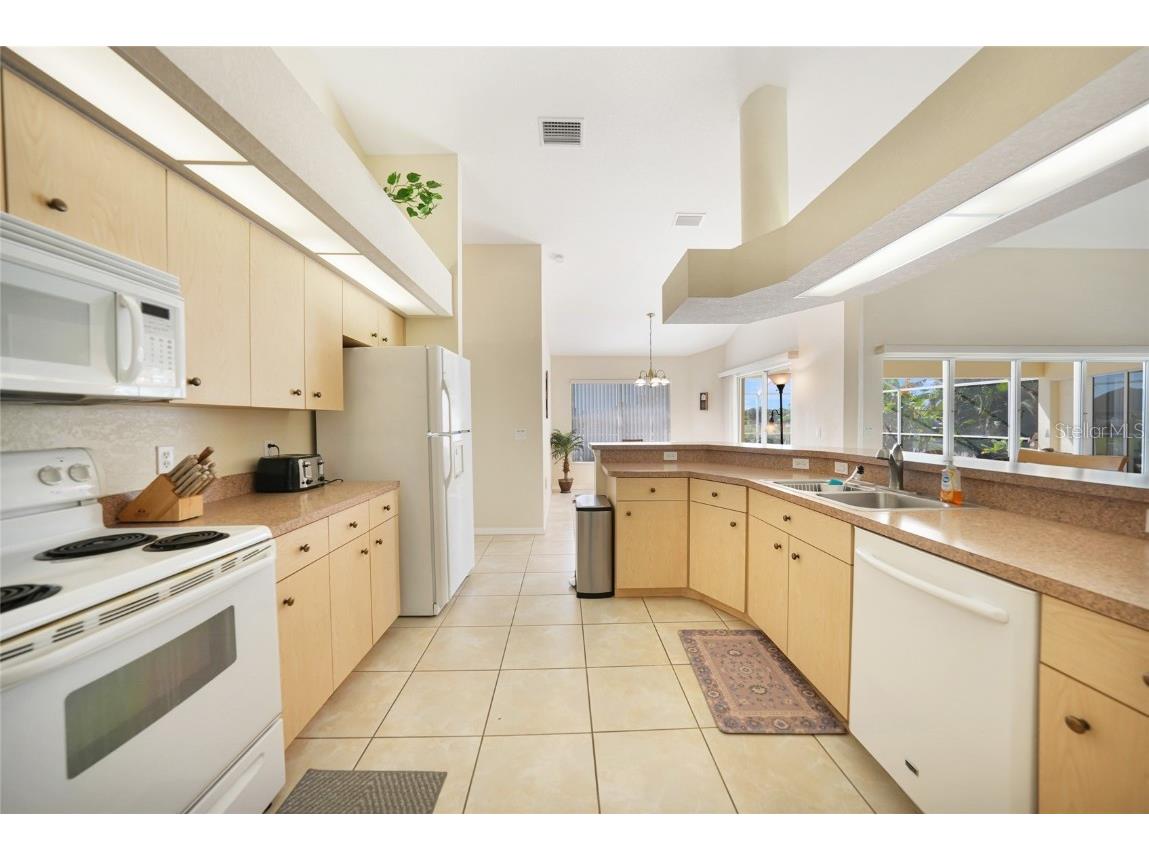 1185 11831187 Rotonda Circle Rotonda West FL 33947 - ROTONDA RIVER D6144436 image30