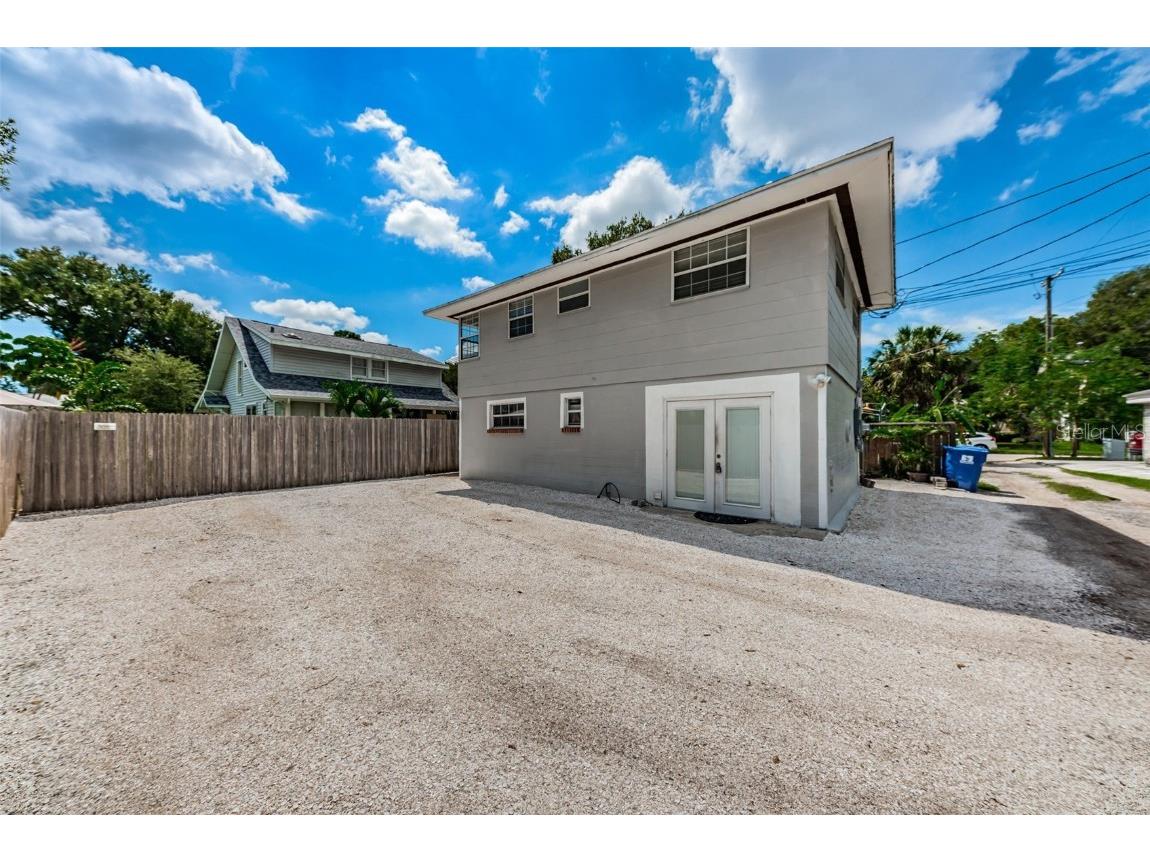 1185 23rd Avenue N #1/2 UP Saint Petersburg FL 33704 U8216545 image1