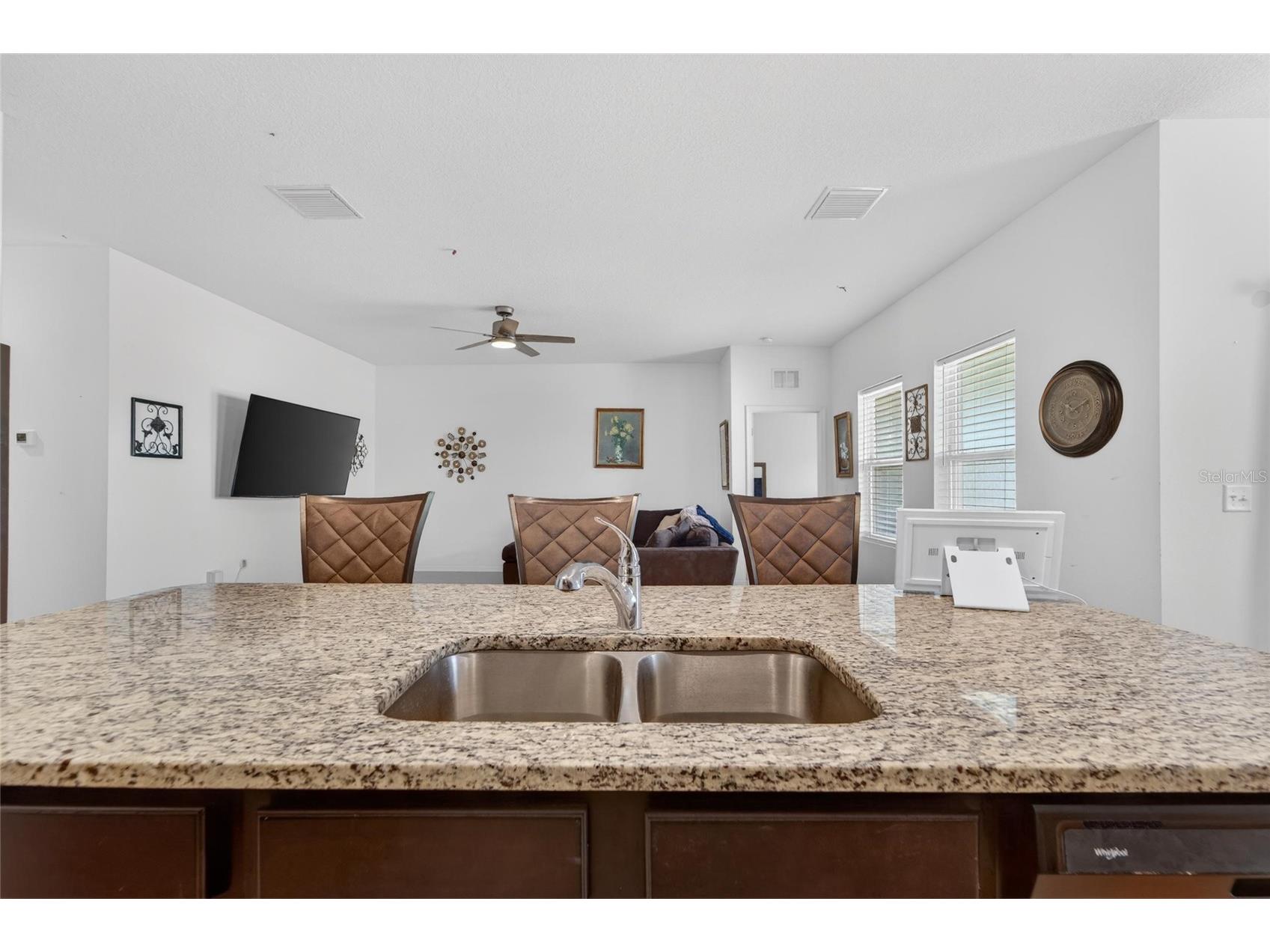 1185 Anchor Bend Drive Ruskin FL 33570 TB8505235 image14