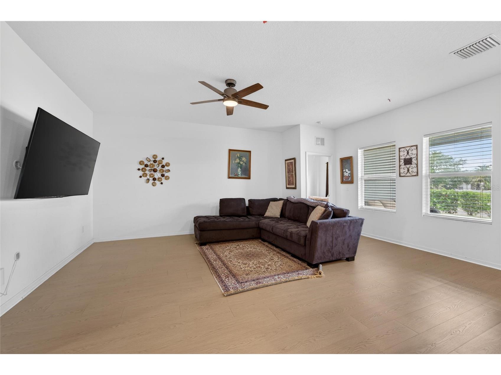 1185 Anchor Bend Drive Ruskin FL 33570 TB8505235 image6