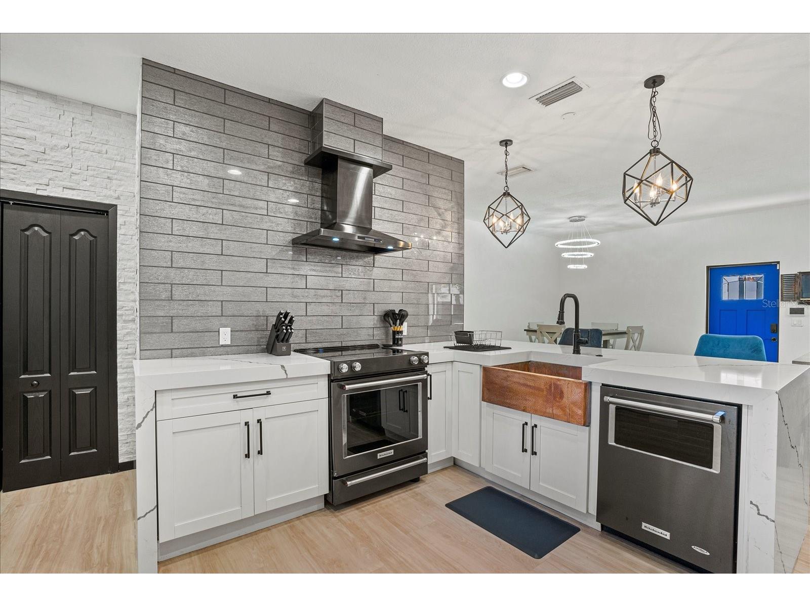 1185 S Shade Avenue Sarasota FL 34237 N6143460 image14