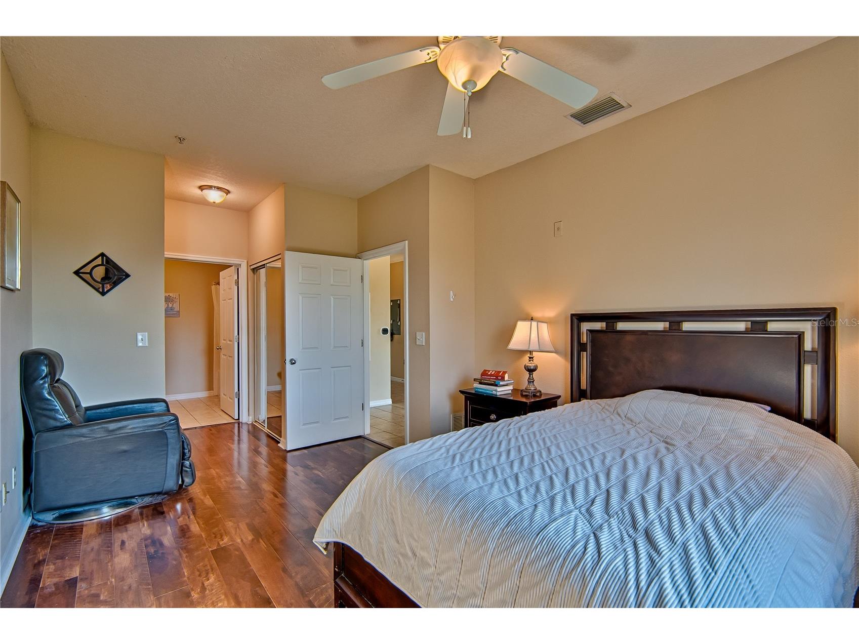 1185 SW 9th Road #402 Gainesville FL 32601 GC538379 image15