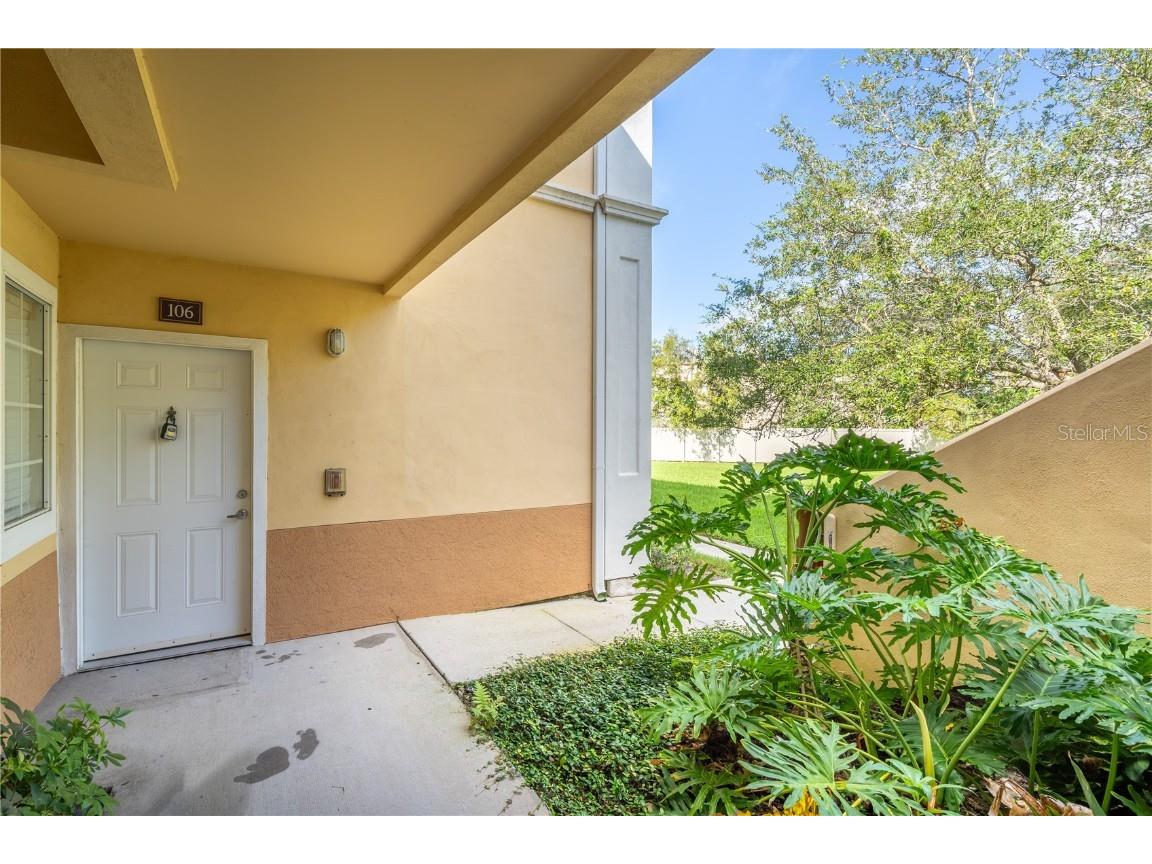 1185 Villagio Circle #106 Sarasota FL 34237 A4584690 image1