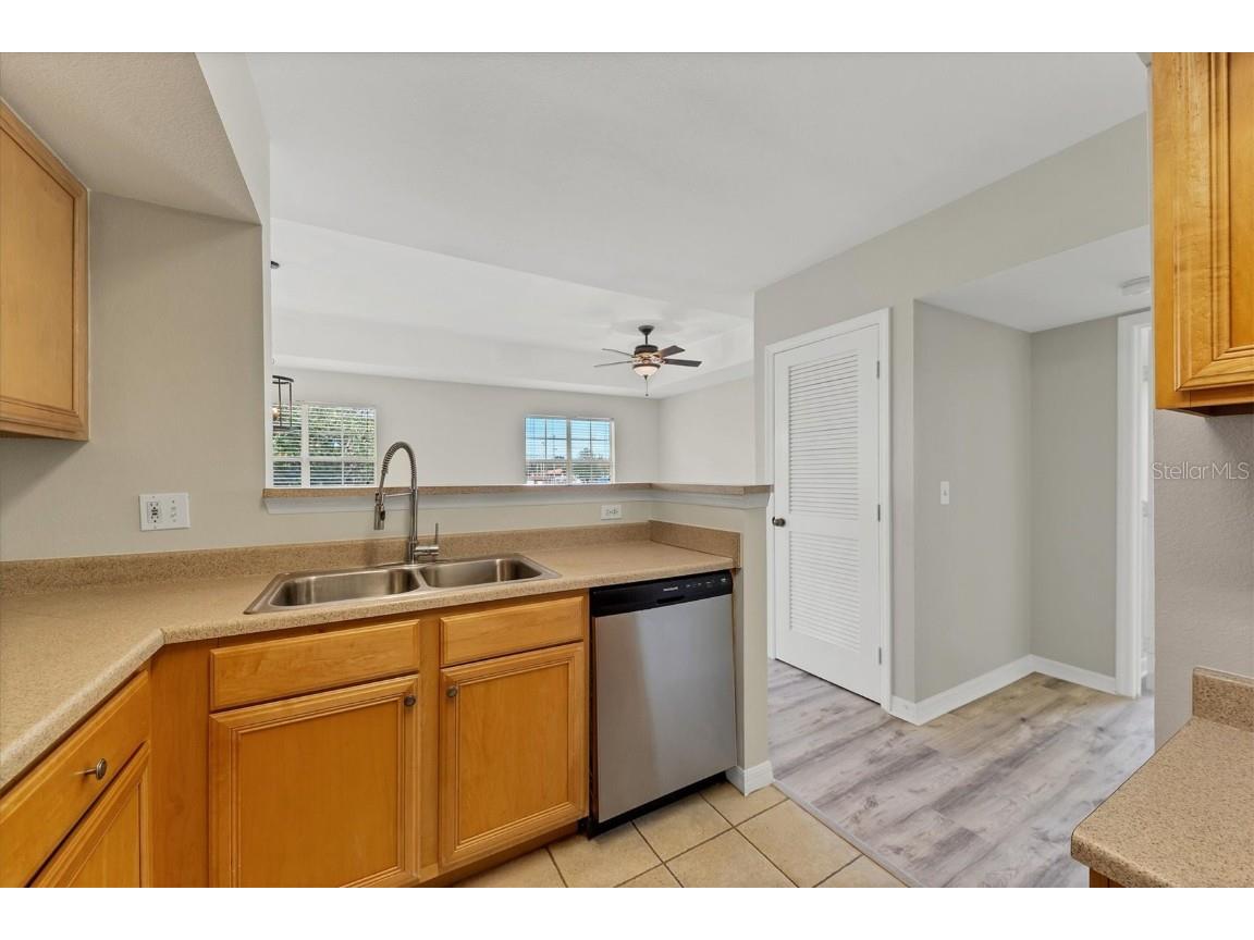 1185 Villagio Circle #208 Sarasota FL 34237 A4674588 image14