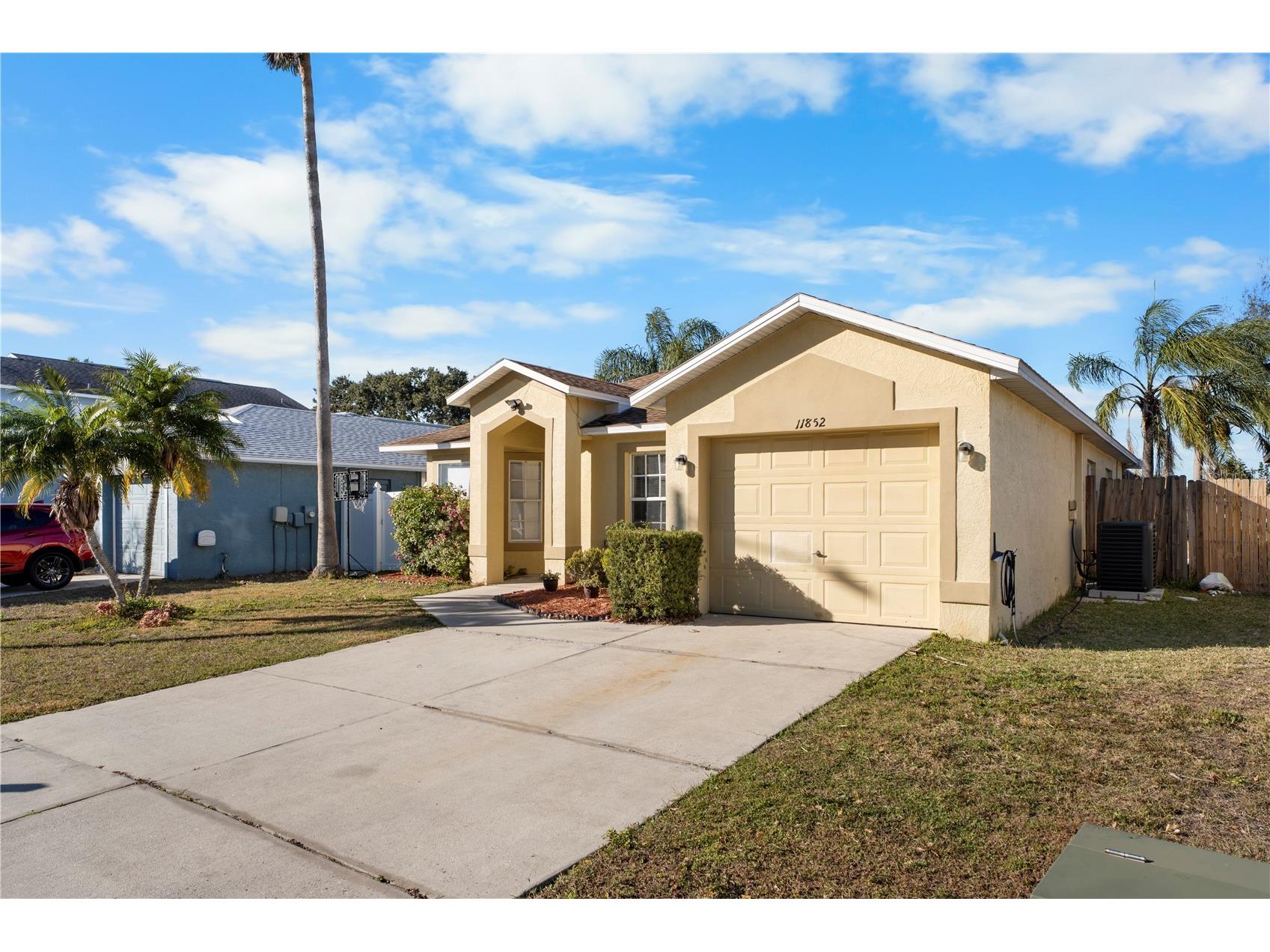 11852 Lark Song Loop Riverview FL 33579 TB8507334 image4