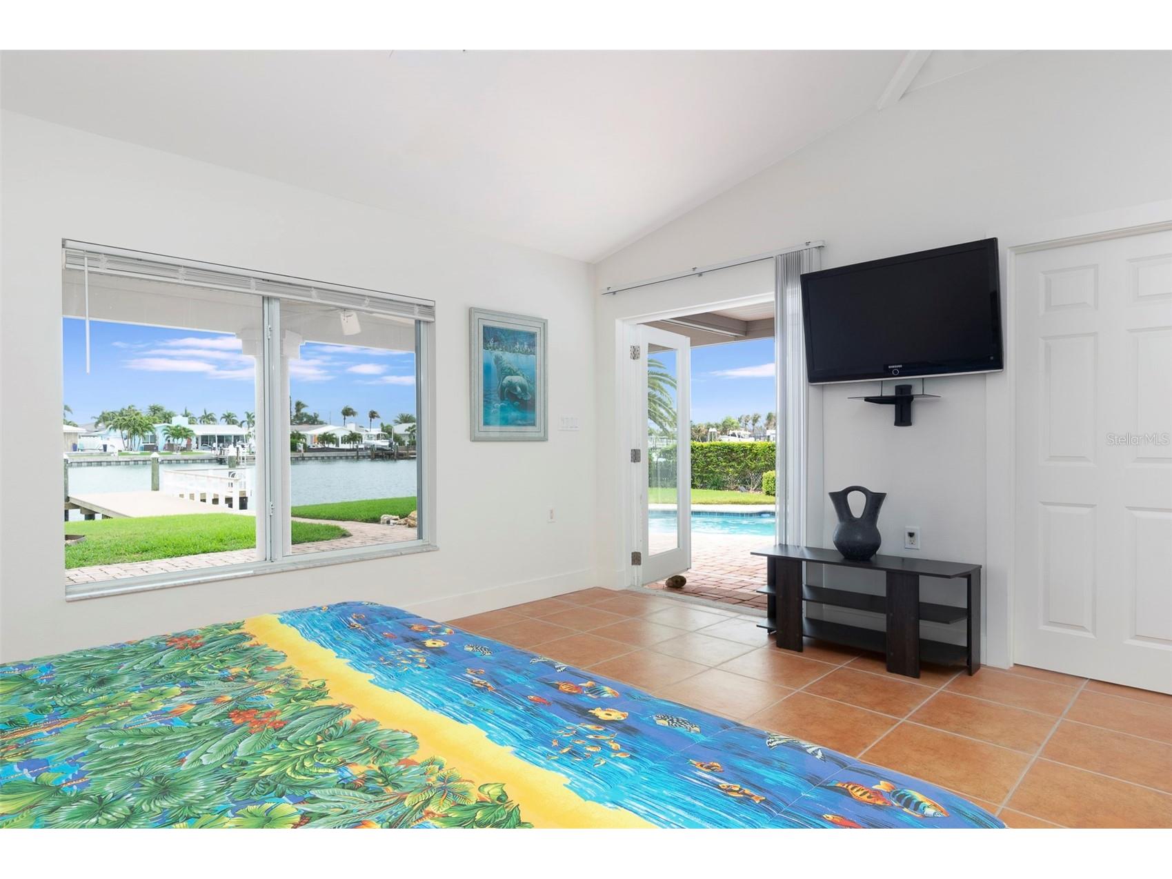 11855 4th Street E Treasure Island FL 33706 TB8500146 image11