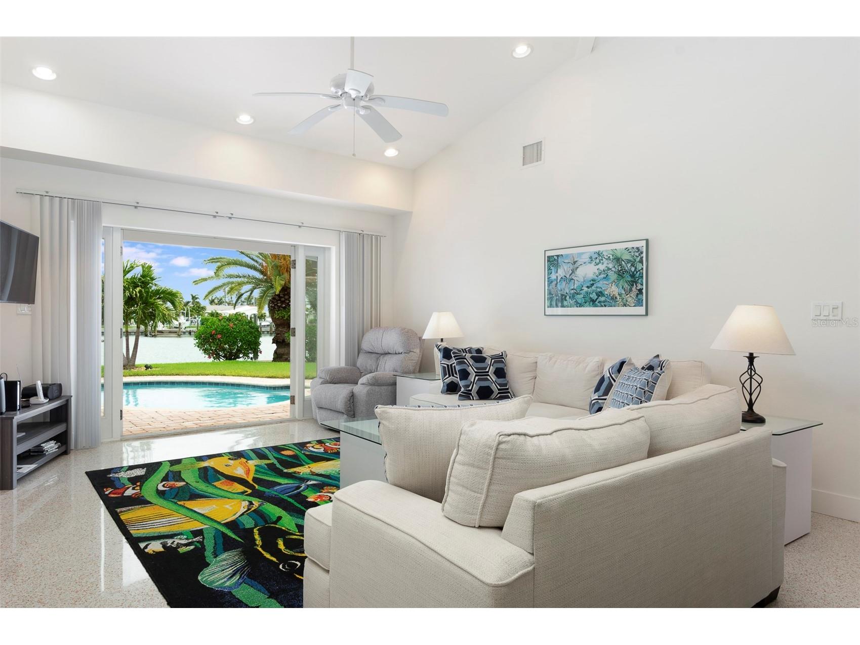 11855 4th Street E Treasure Island FL 33706 TB8500146 image9